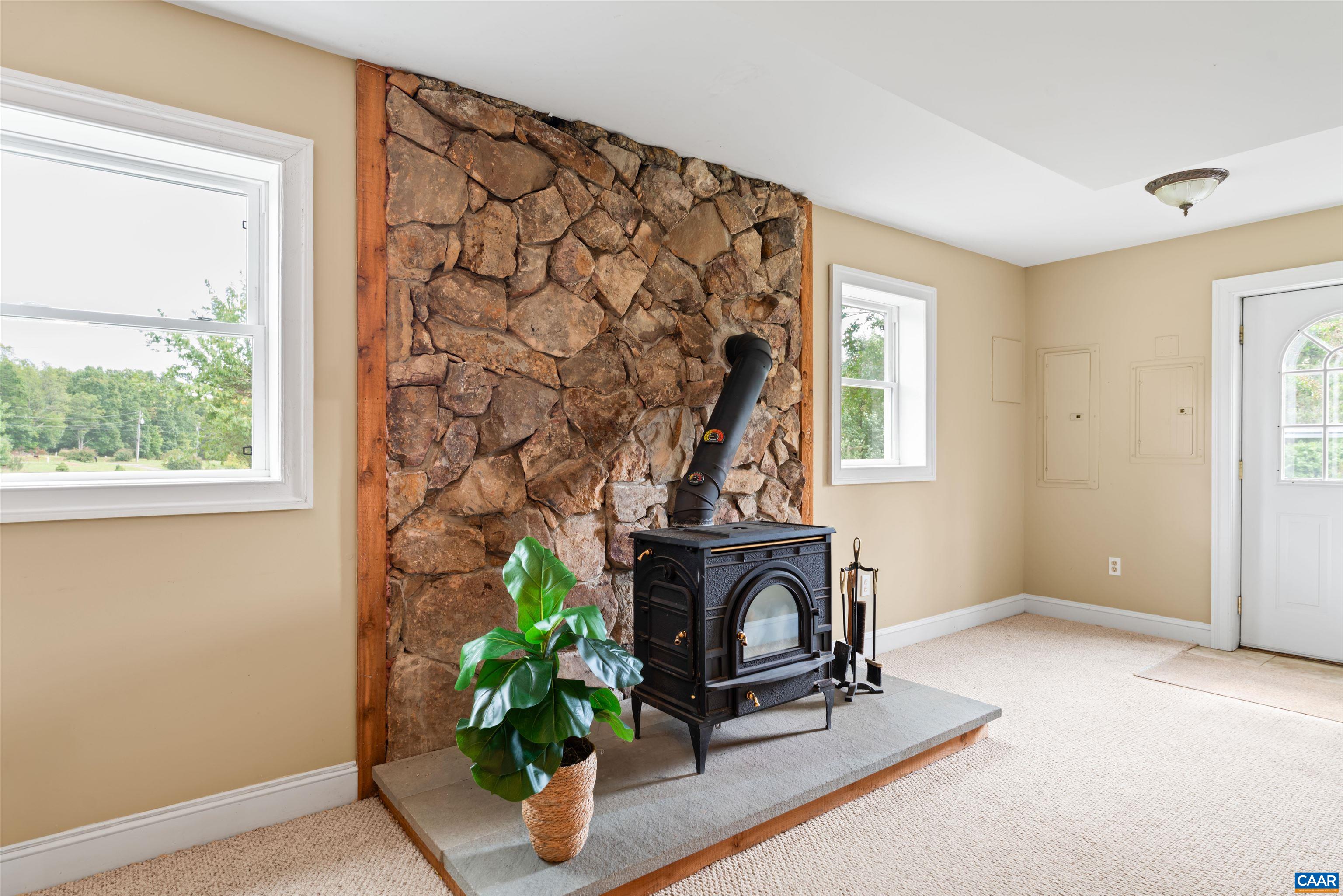 542 BRANCH RD, SCOTTSVILLE, Virginia 24590, 5 Bedrooms Bedrooms, ,2 BathroomsBathrooms,Residential,542 BRANCH RD,682056 MLS # 682056 542 BRANCH RD, SCOTTSVILLE, Virginia 24590, 5 Bedrooms Bedrooms, ,2 BathroomsBathrooms,Residential,542 BRANCH RD,682056 MLS # 682056