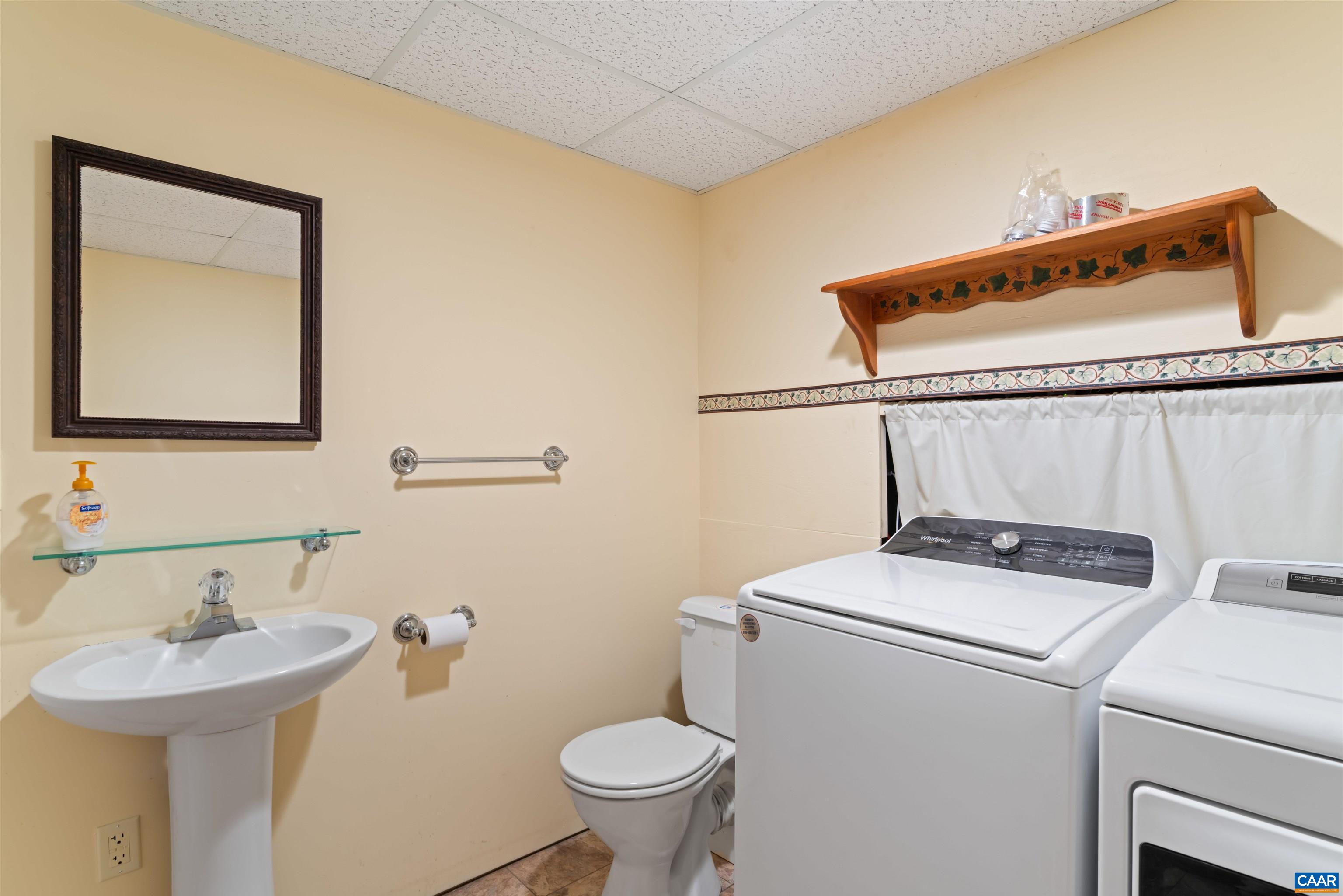 542 BRANCH RD, SCOTTSVILLE, Virginia 24590, 5 Bedrooms Bedrooms, ,2 BathroomsBathrooms,Residential,542 BRANCH RD,682056 MLS # 682056 542 BRANCH RD, SCOTTSVILLE, Virginia 24590, 5 Bedrooms Bedrooms, ,2 BathroomsBathrooms,Residential,542 BRANCH RD,682056 MLS # 682056