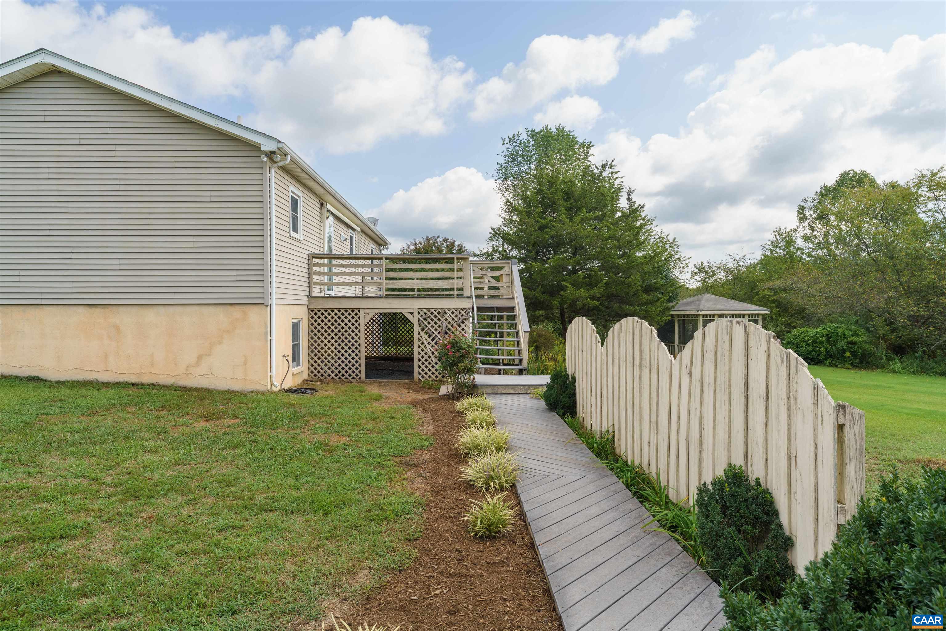 542 BRANCH RD, SCOTTSVILLE, Virginia 24590, 5 Bedrooms Bedrooms, ,2 BathroomsBathrooms,Residential,542 BRANCH RD,682056 MLS # 682056 542 BRANCH RD, SCOTTSVILLE, Virginia 24590, 5 Bedrooms Bedrooms, ,2 BathroomsBathrooms,Residential,542 BRANCH RD,682056 MLS # 682056