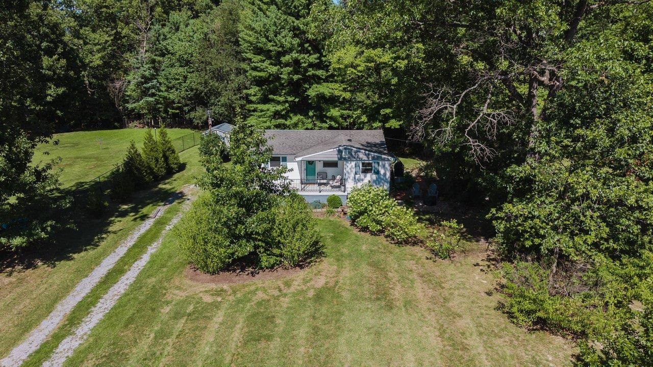 366 HERMITAGE RD, STAUNTON, Virginia 24401, 2 Bedrooms Bedrooms, ,1 BathroomBathrooms,Residential,366 HERMITAGE RD,682058 MLS # 682058 366 HERMITAGE RD, STAUNTON, Virginia 24401, 2 Bedrooms Bedrooms, ,1 BathroomBathrooms,Residential,366 HERMITAGE RD,682058 MLS # 682058