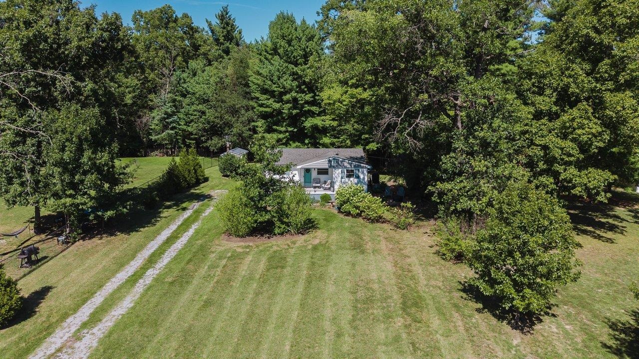 366 HERMITAGE RD, STAUNTON, Virginia 24401, 2 Bedrooms Bedrooms, ,1 BathroomBathrooms,Residential,366 HERMITAGE RD,682058 MLS # 682058 366 HERMITAGE RD, STAUNTON, Virginia 24401, 2 Bedrooms Bedrooms, ,1 BathroomBathrooms,Residential,366 HERMITAGE RD,682058 MLS # 682058