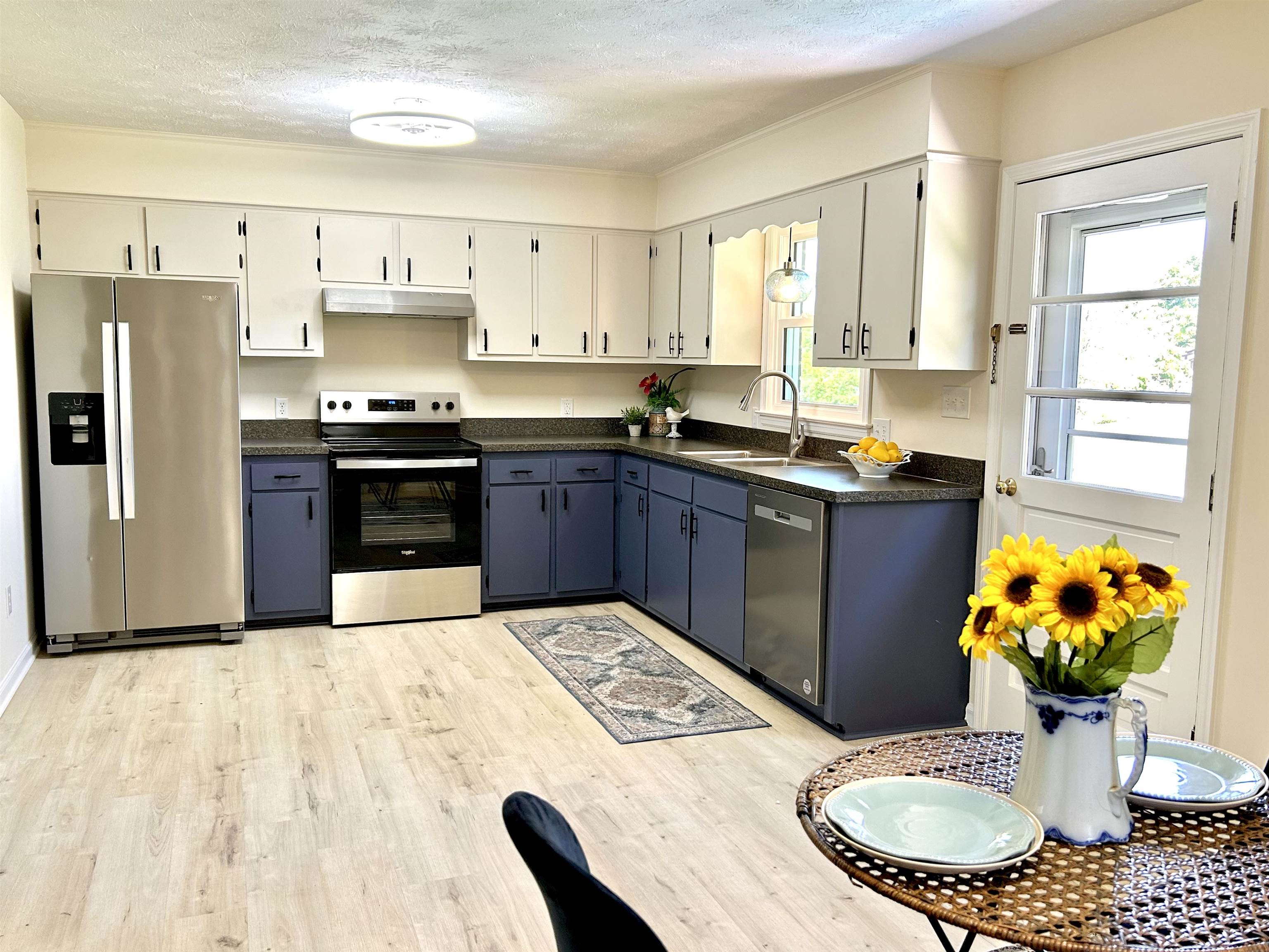 20 BINGHAM ST, VERONA, Virginia 24482, 3 Bedrooms Bedrooms, ,1 BathroomBathrooms,Residential,20 BINGHAM ST,677983 MLS # 677983 20 BINGHAM ST, VERONA, Virginia 24482, 3 Bedrooms Bedrooms, ,1 BathroomBathrooms,Residential,20 BINGHAM ST,677983 MLS # 677983