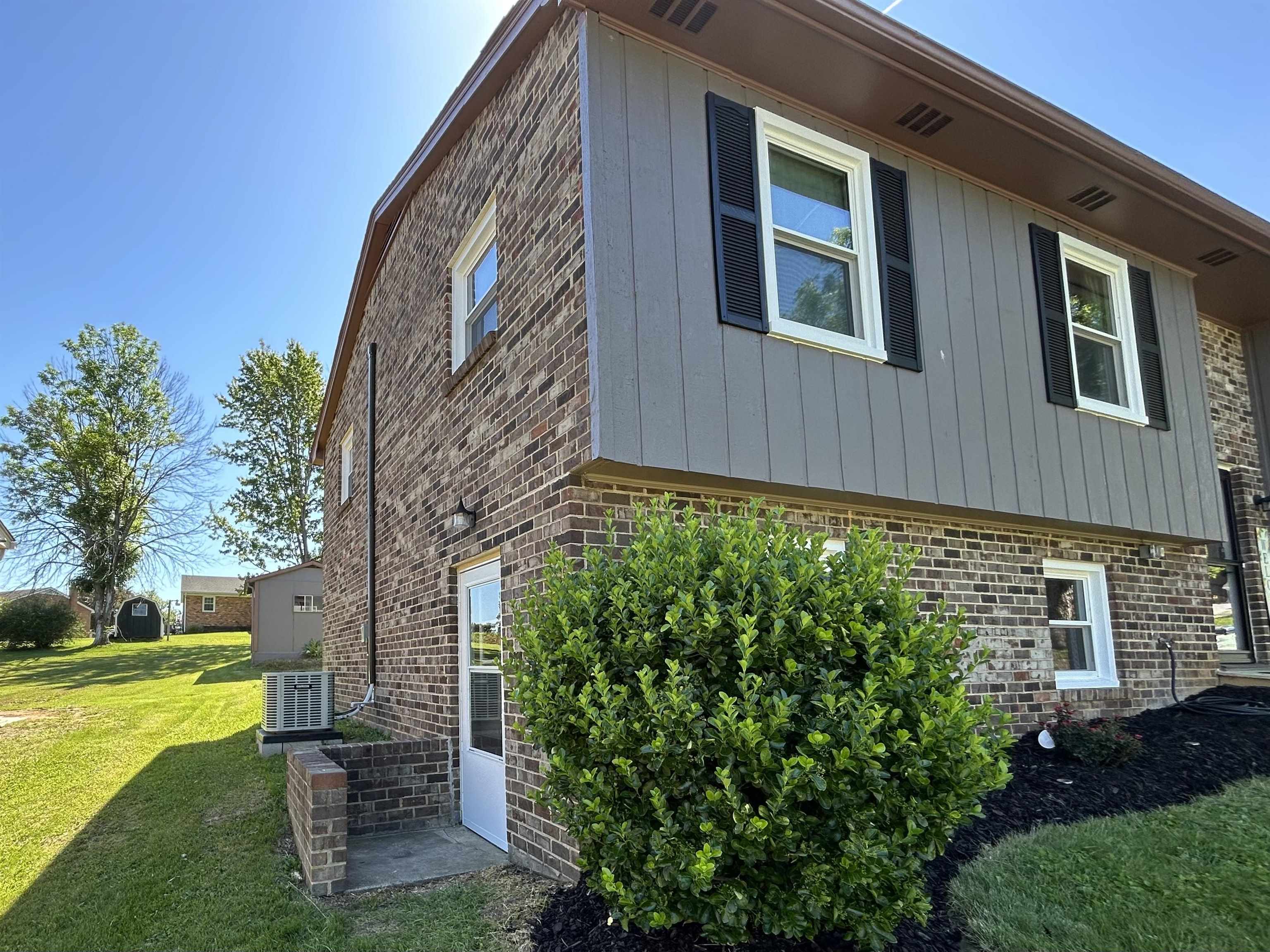20 BINGHAM ST, VERONA, Virginia 24482, 3 Bedrooms Bedrooms, ,1 BathroomBathrooms,Residential,20 BINGHAM ST,677983 MLS # 677983 20 BINGHAM ST, VERONA, Virginia 24482, 3 Bedrooms Bedrooms, ,1 BathroomBathrooms,Residential,20 BINGHAM ST,677983 MLS # 677983