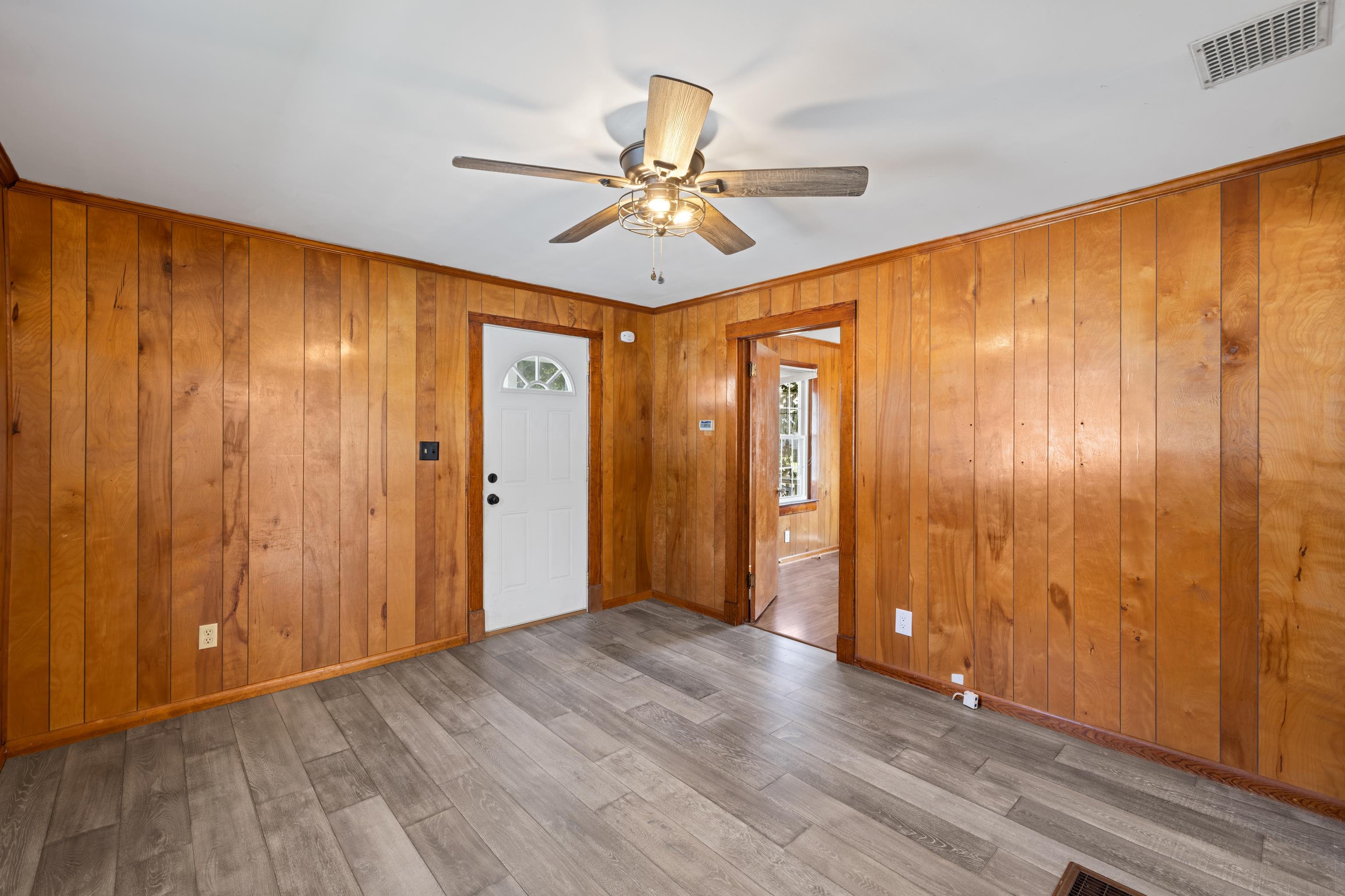 33 BEAGLE GAP RUN, WAYNESBORO, Virginia 22980, 3 Bedrooms Bedrooms, ,1 BathroomBathrooms,Residential,33 BEAGLE GAP RUN,682059 MLS # 682059 33 BEAGLE GAP RUN, WAYNESBORO, Virginia 22980, 3 Bedrooms Bedrooms, ,1 BathroomBathrooms,Residential,33 BEAGLE GAP RUN,682059 MLS # 682059