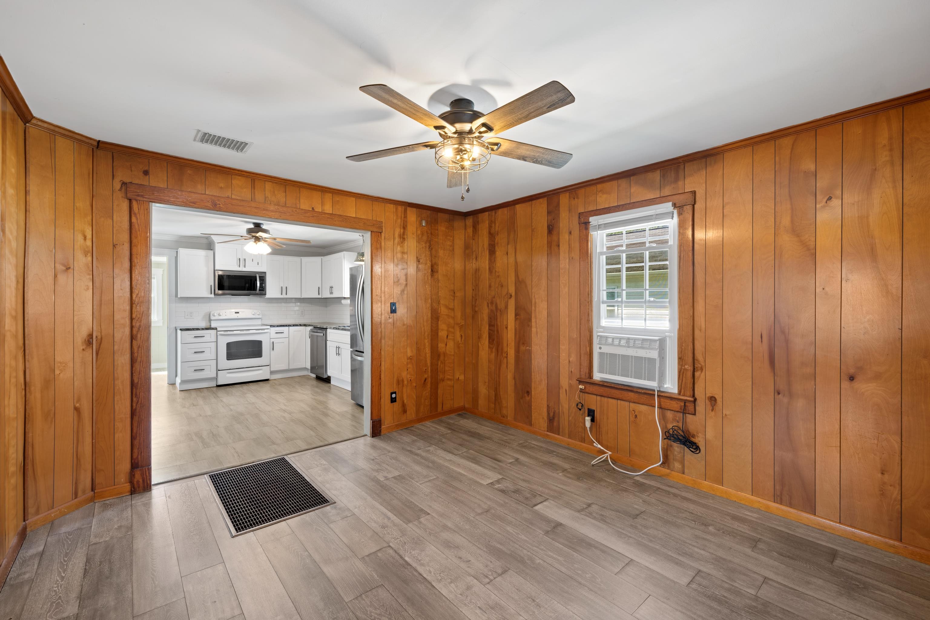 33 BEAGLE GAP RUN, WAYNESBORO, Virginia 22980, 3 Bedrooms Bedrooms, ,1 BathroomBathrooms,Residential,33 BEAGLE GAP RUN,682059 MLS # 682059 33 BEAGLE GAP RUN, WAYNESBORO, Virginia 22980, 3 Bedrooms Bedrooms, ,1 BathroomBathrooms,Residential,33 BEAGLE GAP RUN,682059 MLS # 682059