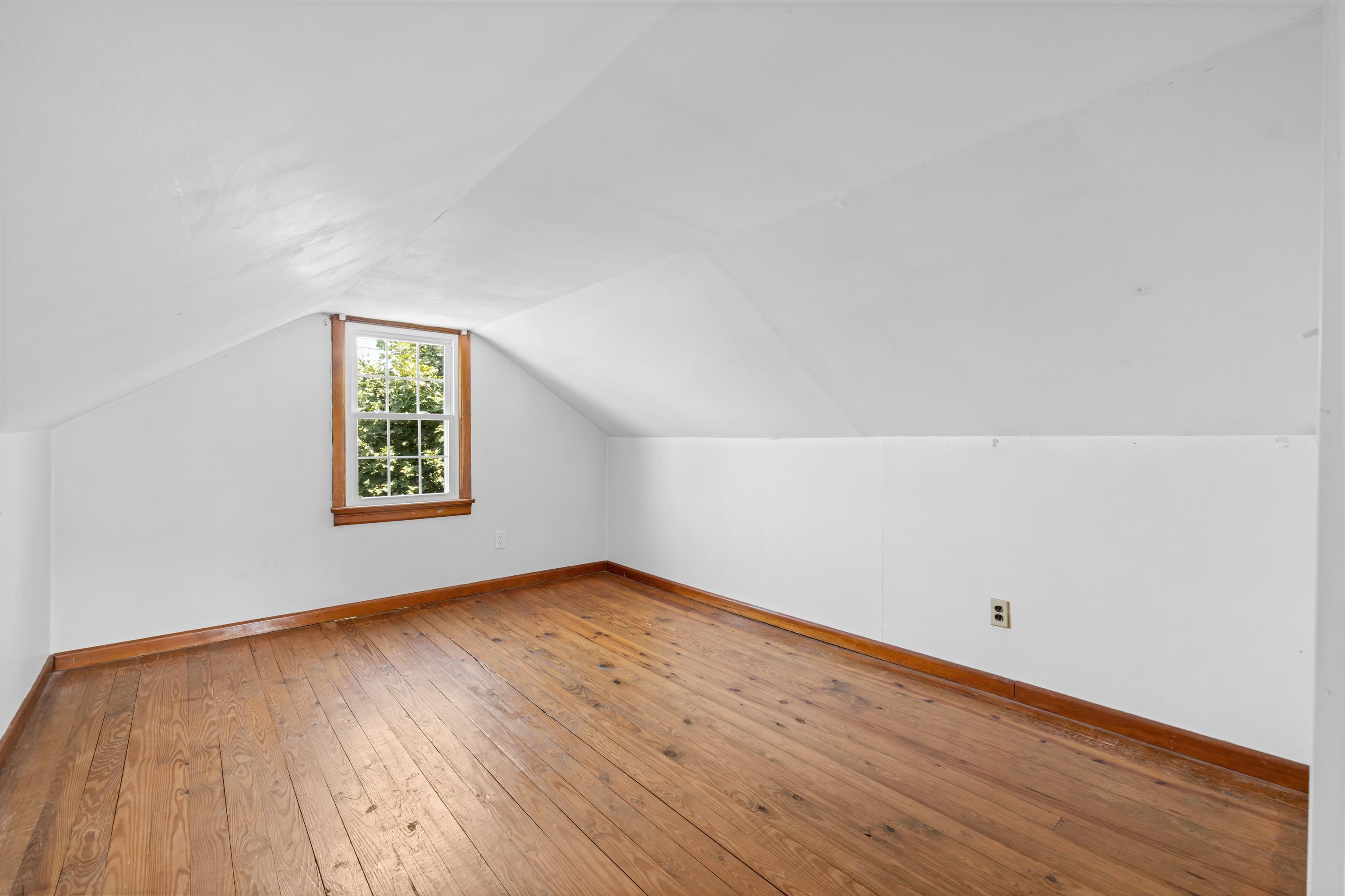 33 BEAGLE GAP RUN, WAYNESBORO, Virginia 22980, 3 Bedrooms Bedrooms, ,1 BathroomBathrooms,Residential,33 BEAGLE GAP RUN,682059 MLS # 682059 33 BEAGLE GAP RUN, WAYNESBORO, Virginia 22980, 3 Bedrooms Bedrooms, ,1 BathroomBathrooms,Residential,33 BEAGLE GAP RUN,682059 MLS # 682059