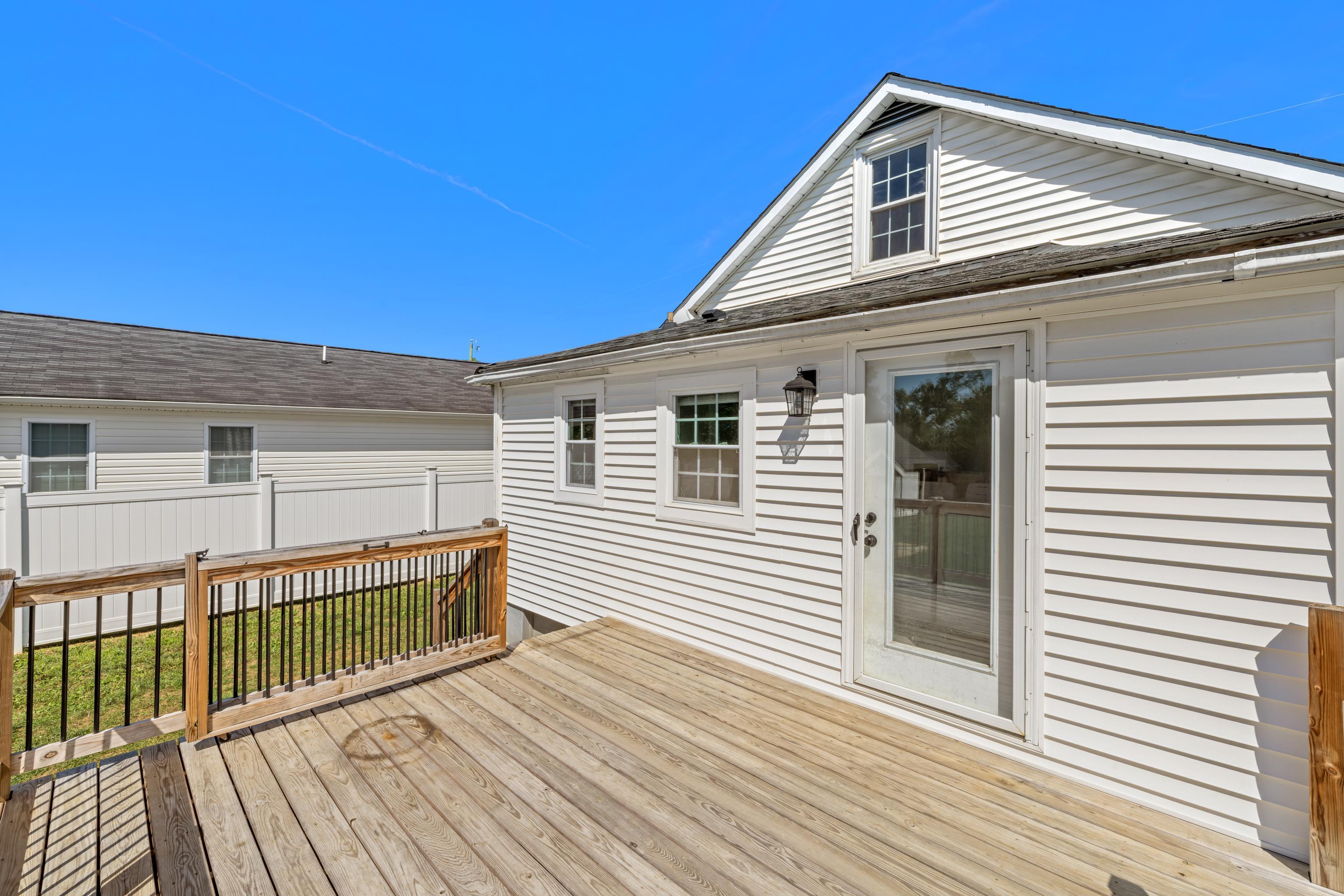 33 BEAGLE GAP RUN, WAYNESBORO, Virginia 22980, 3 Bedrooms Bedrooms, ,1 BathroomBathrooms,Residential,33 BEAGLE GAP RUN,682059 MLS # 682059 33 BEAGLE GAP RUN, WAYNESBORO, Virginia 22980, 3 Bedrooms Bedrooms, ,1 BathroomBathrooms,Residential,33 BEAGLE GAP RUN,682059 MLS # 682059