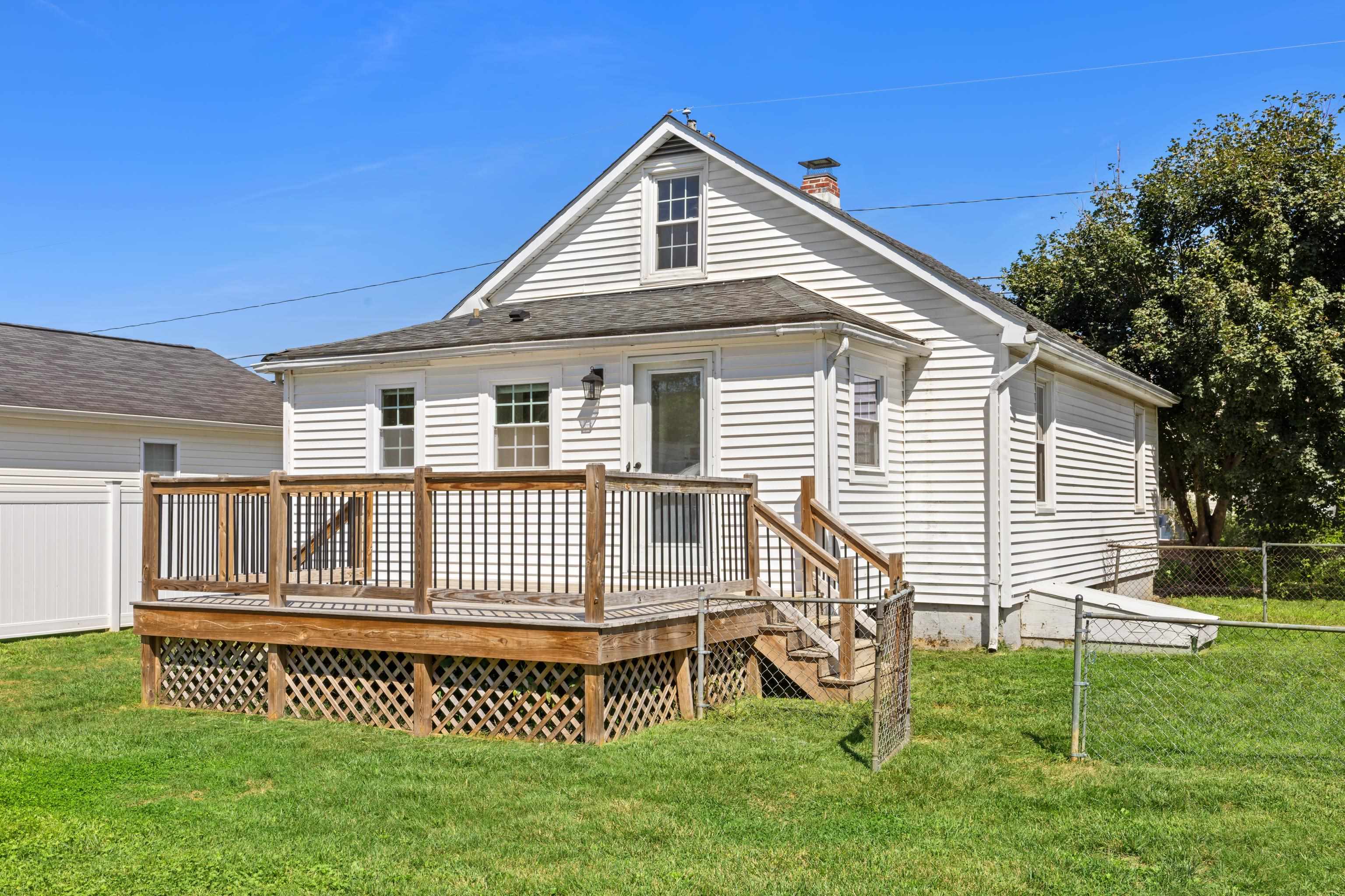 33 BEAGLE GAP RUN, WAYNESBORO, Virginia 22980, 3 Bedrooms Bedrooms, ,1 BathroomBathrooms,Residential,33 BEAGLE GAP RUN,682059 MLS # 682059 33 BEAGLE GAP RUN, WAYNESBORO, Virginia 22980, 3 Bedrooms Bedrooms, ,1 BathroomBathrooms,Residential,33 BEAGLE GAP RUN,682059 MLS # 682059