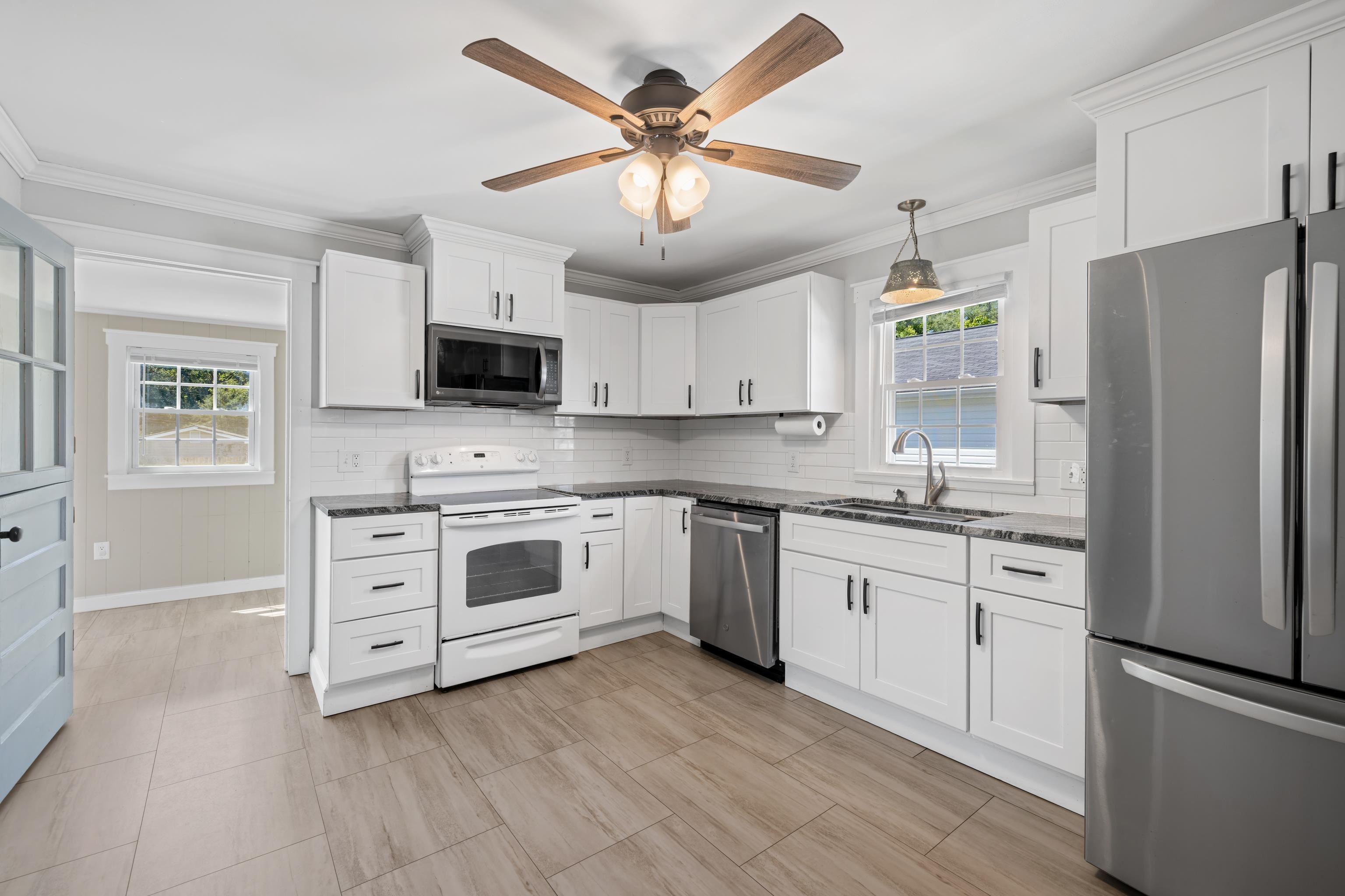 33 BEAGLE GAP RUN, WAYNESBORO, Virginia 22980, 3 Bedrooms Bedrooms, ,1 BathroomBathrooms,Residential,33 BEAGLE GAP RUN,682059 MLS # 682059 33 BEAGLE GAP RUN, WAYNESBORO, Virginia 22980, 3 Bedrooms Bedrooms, ,1 BathroomBathrooms,Residential,33 BEAGLE GAP RUN,682059 MLS # 682059