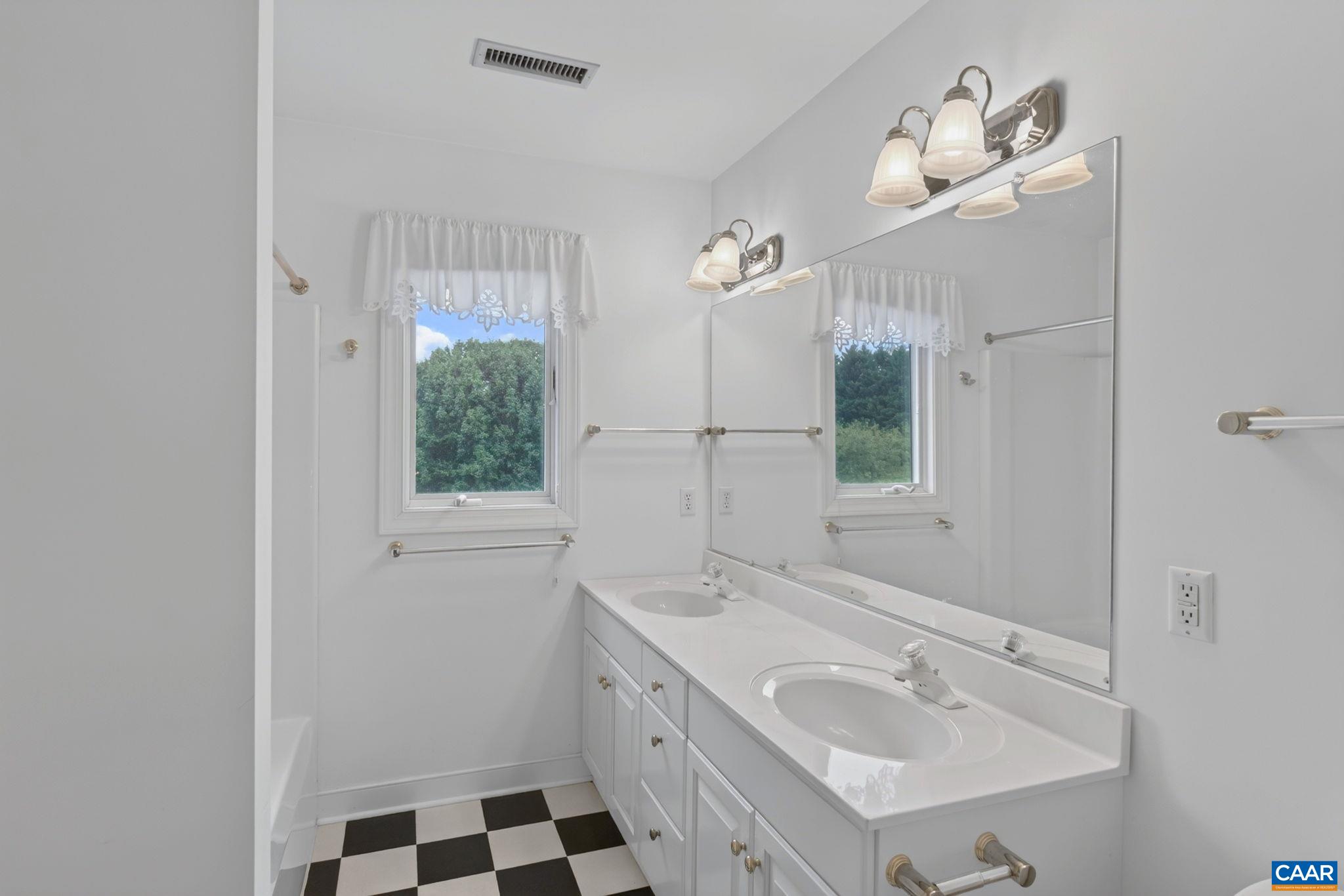 100 GRAEMONT LN, EARLYSVILLE, Virginia 22936, 4 Bedrooms Bedrooms, ,3 BathroomsBathrooms,Residential,100 GRAEMONT LN,682060 MLS # 682060 100 GRAEMONT LN, EARLYSVILLE, Virginia 22936, 4 Bedrooms Bedrooms, ,3 BathroomsBathrooms,Residential,100 GRAEMONT LN,682060 MLS # 682060