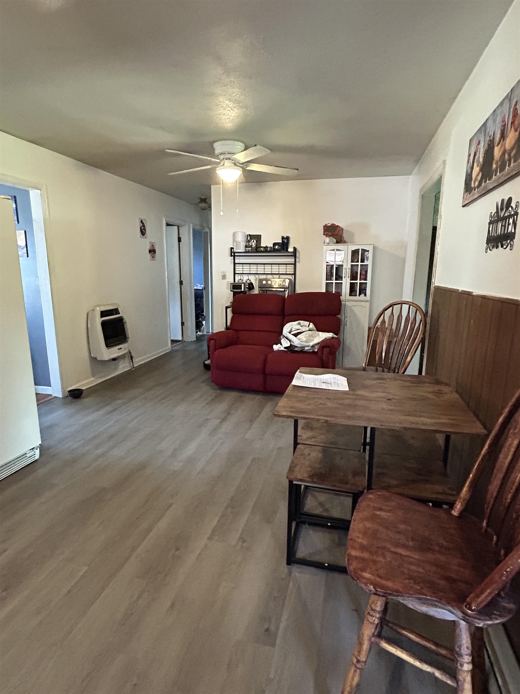 54 RIVERSIDE AVE, VERONA, Virginia 24482, 3 Bedrooms Bedrooms, ,1 BathroomBathrooms,Residential,54 RIVERSIDE AVE,682064 MLS # 682064 54 RIVERSIDE AVE, VERONA, Virginia 24482, 3 Bedrooms Bedrooms, ,1 BathroomBathrooms,Residential,54 RIVERSIDE AVE,682064 MLS # 682064