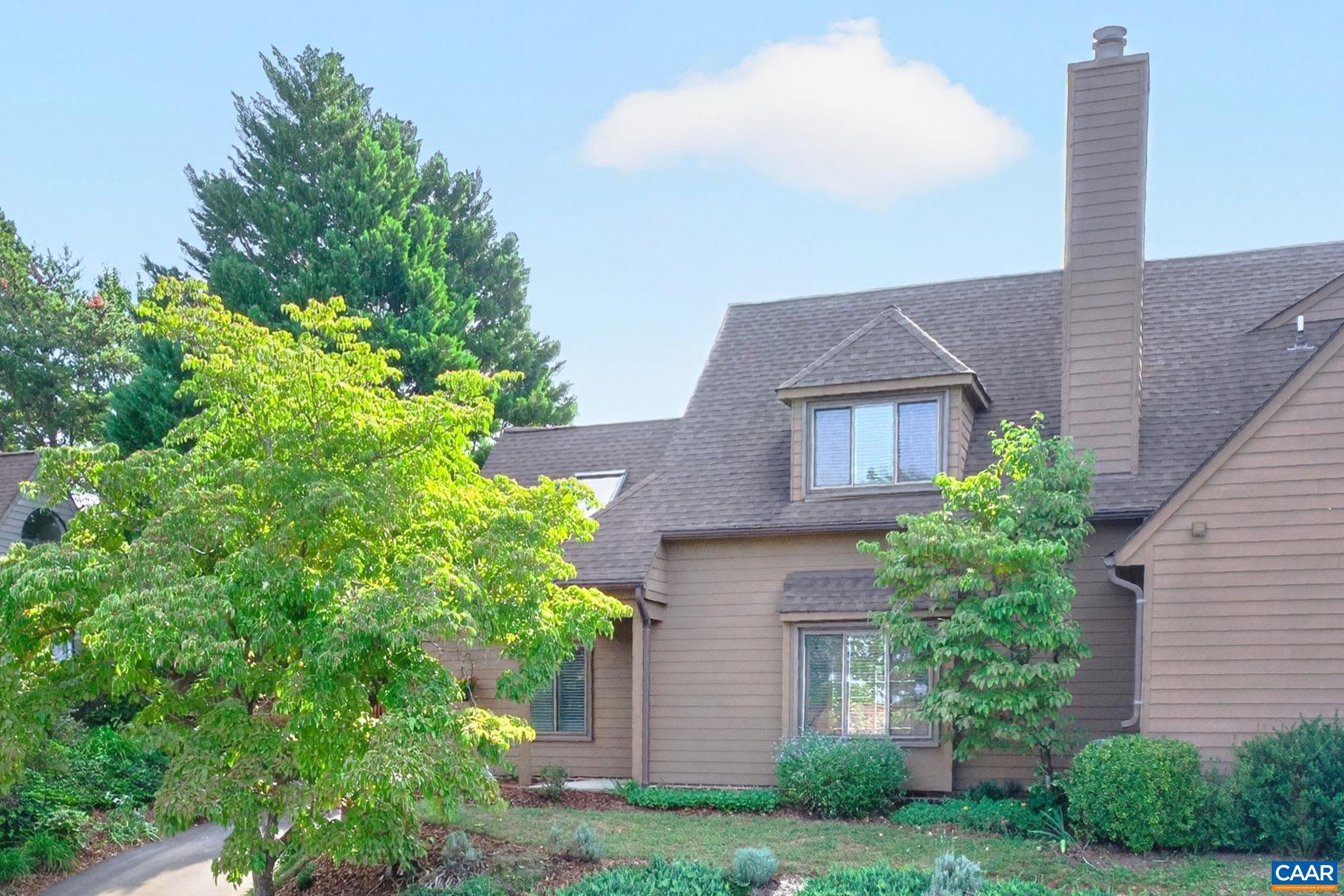 1685 ROYAL OAK CT, CHARLOTTESVILLE, Virginia 22902, 4 Bedrooms Bedrooms, ,2 BathroomsBathrooms,Residential,1685 ROYAL OAK CT,682066 MLS # 682066 1685 ROYAL OAK CT, CHARLOTTESVILLE, Virginia 22902, 4 Bedrooms Bedrooms, ,2 BathroomsBathrooms,Residential,1685 ROYAL OAK CT,682066 MLS # 682066