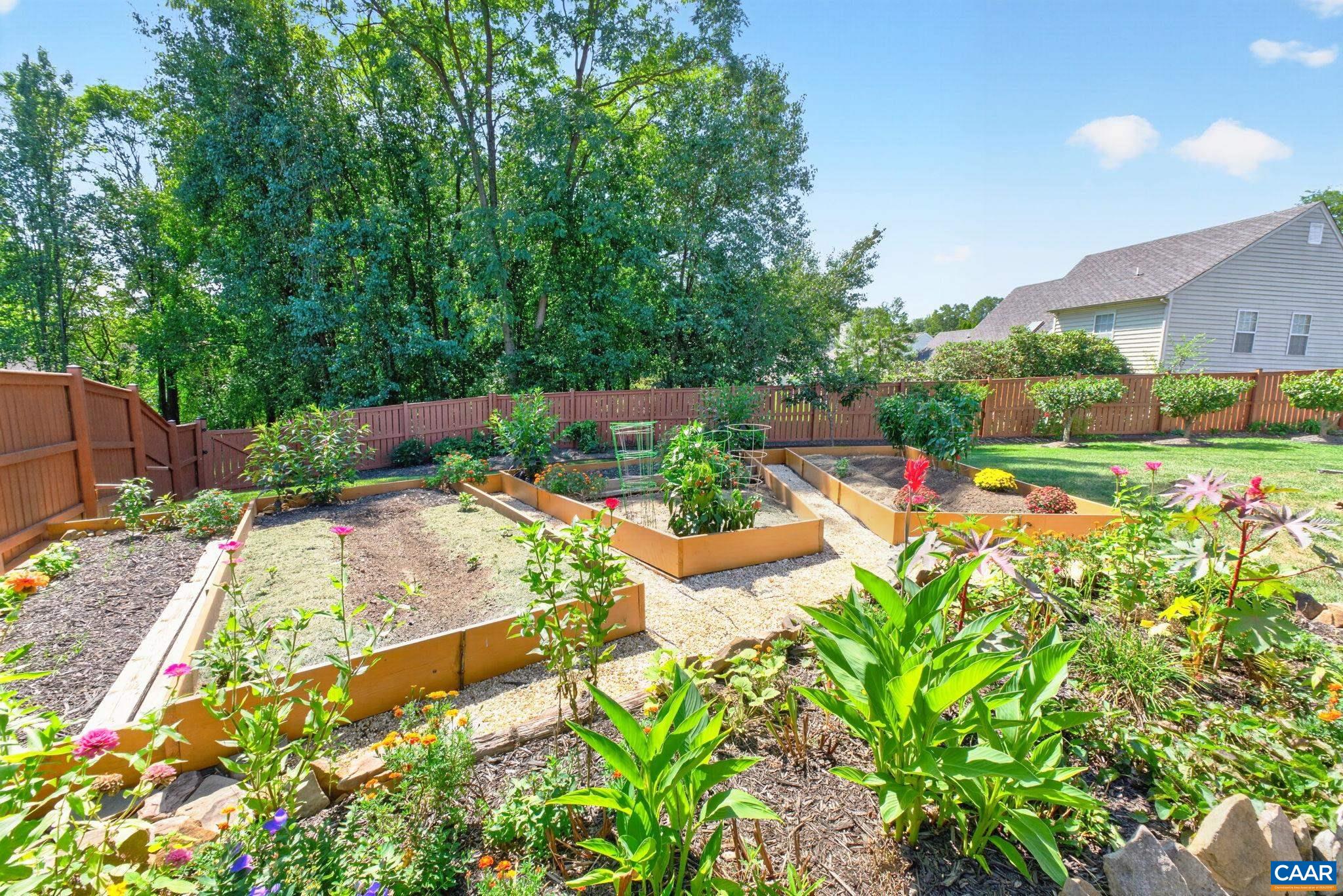 1410 HILLBROOK CT, CHARLOTTESVILLE, Virginia 22901, 5 Bedrooms Bedrooms, ,3 BathroomsBathrooms,Residential,1410 HILLBROOK CT,682067 MLS # 682067 1410 HILLBROOK CT, CHARLOTTESVILLE, Virginia 22901, 5 Bedrooms Bedrooms, ,3 BathroomsBathrooms,Residential,1410 HILLBROOK CT,682067 MLS # 682067