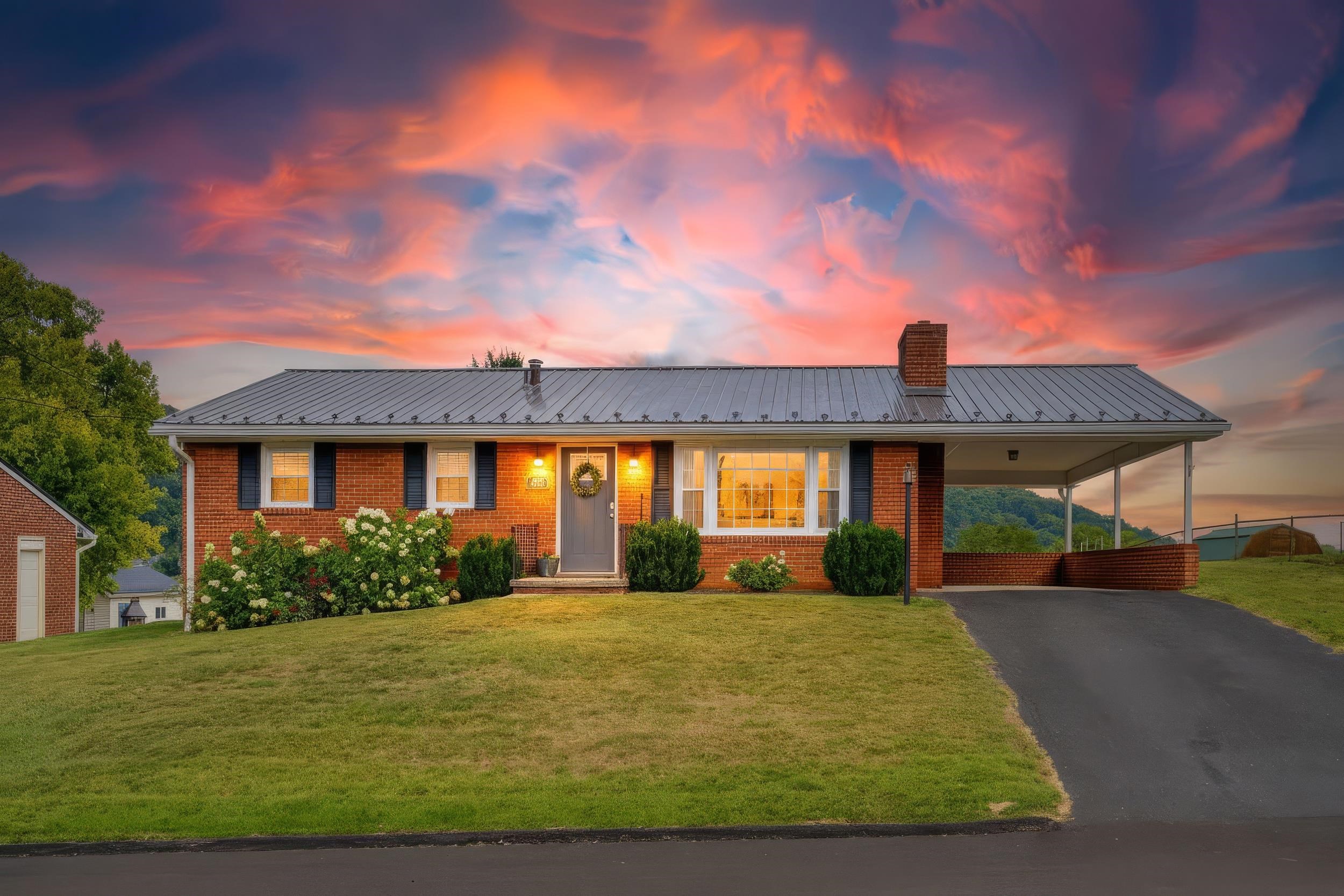 293 GRANDON RD, STAUNTON, Virginia 24401, 3 Bedrooms Bedrooms, ,1 BathroomBathrooms,Residential,293 GRANDON RD,682071 MLS # 682071 293 GRANDON RD, STAUNTON, Virginia 24401, 3 Bedrooms Bedrooms, ,1 BathroomBathrooms,Residential,293 GRANDON RD,682071 MLS # 682071
