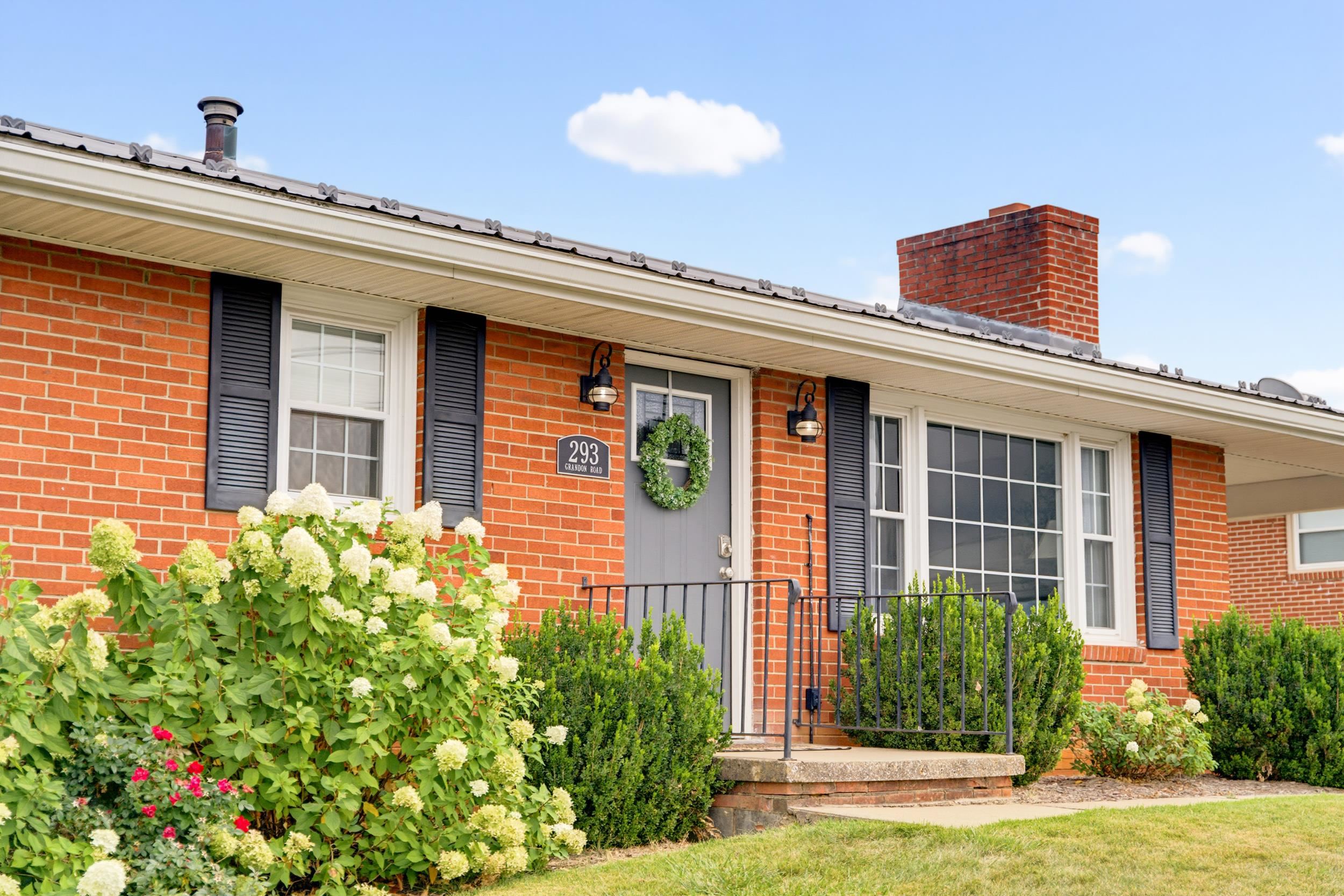 293 GRANDON RD, STAUNTON, Virginia 24401, 3 Bedrooms Bedrooms, ,1 BathroomBathrooms,Residential,293 GRANDON RD,682071 MLS # 682071 293 GRANDON RD, STAUNTON, Virginia 24401, 3 Bedrooms Bedrooms, ,1 BathroomBathrooms,Residential,293 GRANDON RD,682071 MLS # 682071
