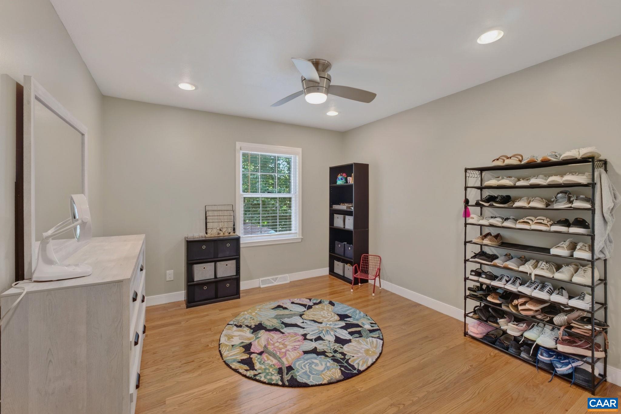 1321 OAK TREE LN, CHARLOTTESVILLE, Virginia 22901, 3 Bedrooms Bedrooms, ,3 BathroomsBathrooms,Residential,1321 OAK TREE LN,682072 MLS # 682072 1321 OAK TREE LN, CHARLOTTESVILLE, Virginia 22901, 3 Bedrooms Bedrooms, ,3 BathroomsBathrooms,Residential,1321 OAK TREE LN,682072 MLS # 682072
