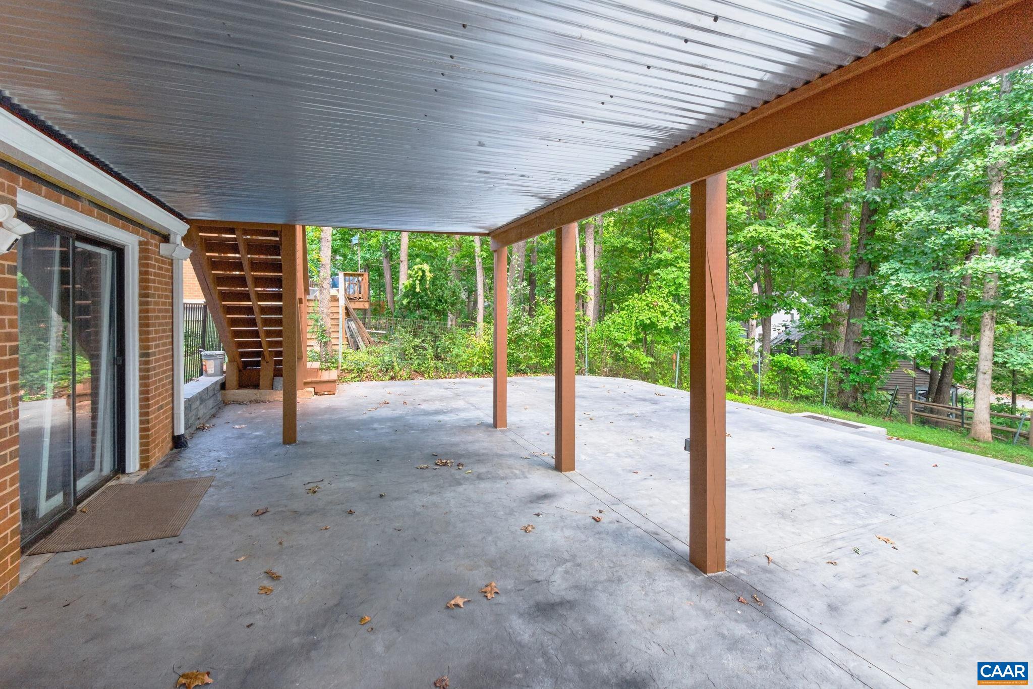 1321 OAK TREE LN, CHARLOTTESVILLE, Virginia 22901, 3 Bedrooms Bedrooms, ,3 BathroomsBathrooms,Residential,1321 OAK TREE LN,682072 MLS # 682072 1321 OAK TREE LN, CHARLOTTESVILLE, Virginia 22901, 3 Bedrooms Bedrooms, ,3 BathroomsBathrooms,Residential,1321 OAK TREE LN,682072 MLS # 682072