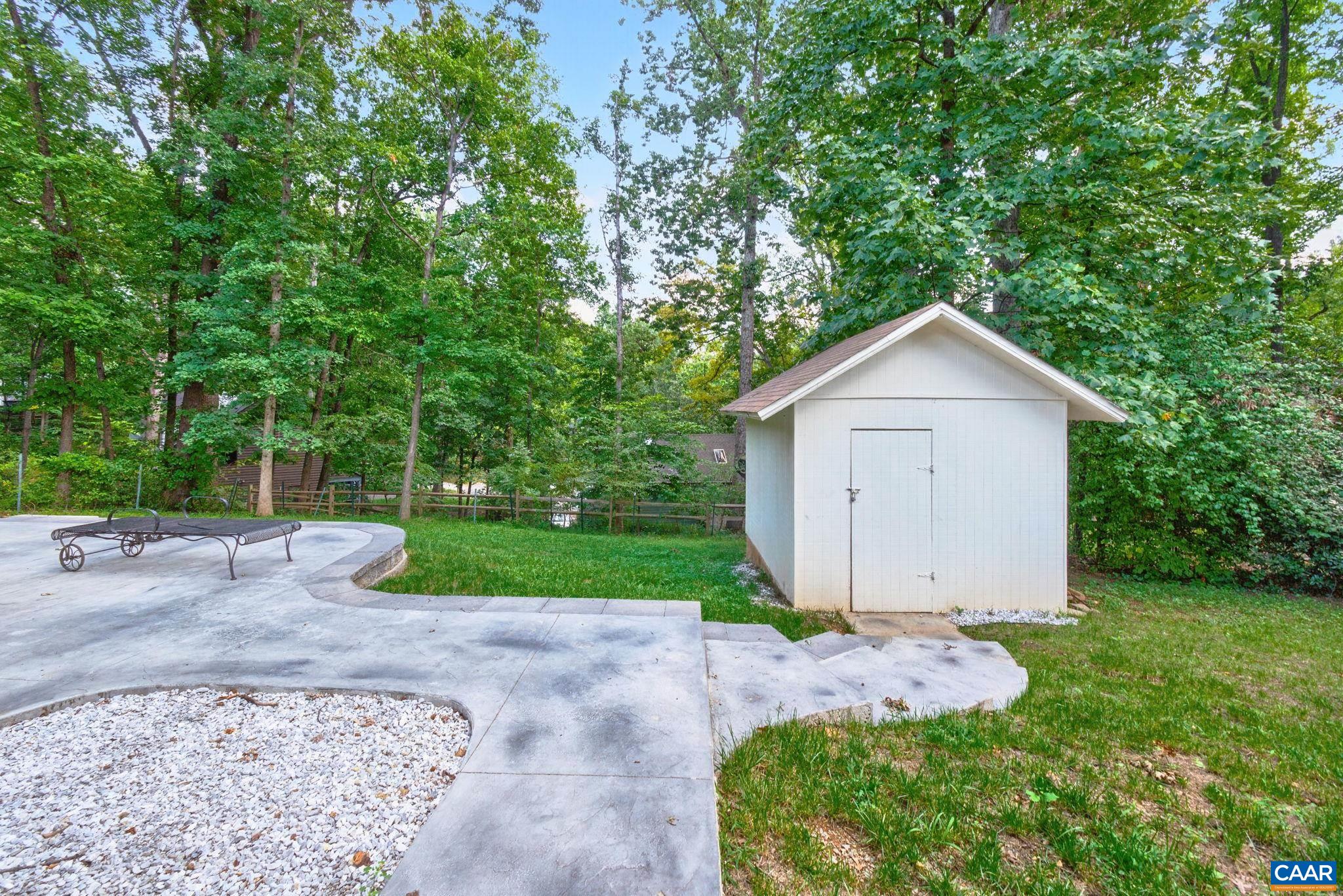 1321 OAK TREE LN, CHARLOTTESVILLE, Virginia 22901, 3 Bedrooms Bedrooms, ,3 BathroomsBathrooms,Residential,1321 OAK TREE LN,682072 MLS # 682072 1321 OAK TREE LN, CHARLOTTESVILLE, Virginia 22901, 3 Bedrooms Bedrooms, ,3 BathroomsBathrooms,Residential,1321 OAK TREE LN,682072 MLS # 682072