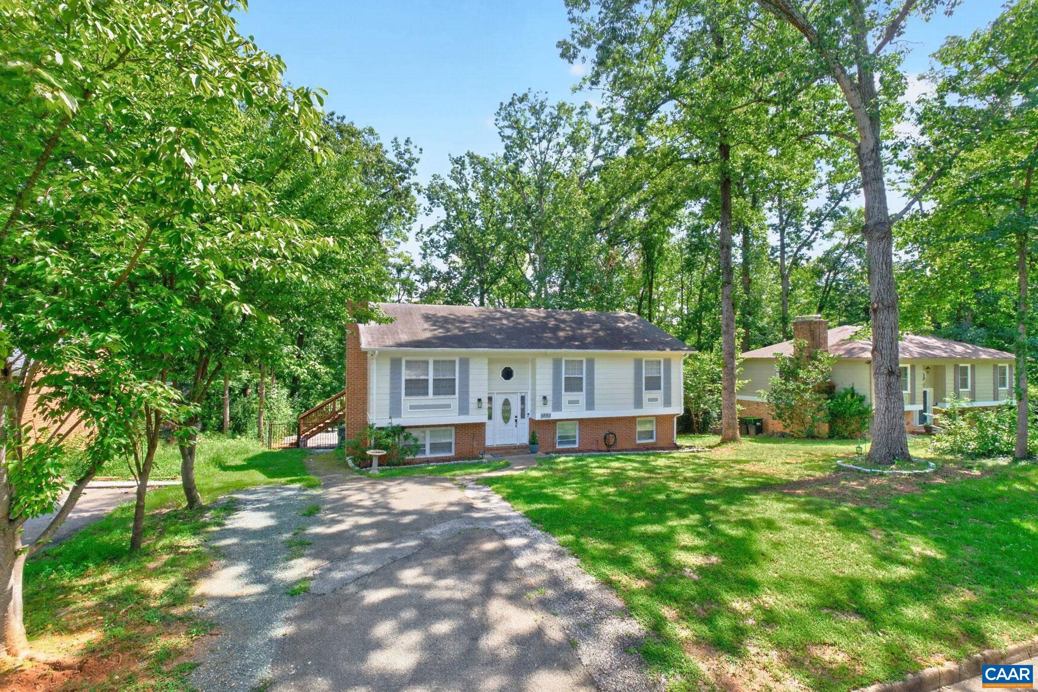 1321 OAK TREE LN, CHARLOTTESVILLE, Virginia 22901, 3 Bedrooms Bedrooms, ,3 BathroomsBathrooms,Residential,1321 OAK TREE LN,682072 MLS # 682072 1321 OAK TREE LN, CHARLOTTESVILLE, Virginia 22901, 3 Bedrooms Bedrooms, ,3 BathroomsBathrooms,Residential,1321 OAK TREE LN,682072 MLS # 682072