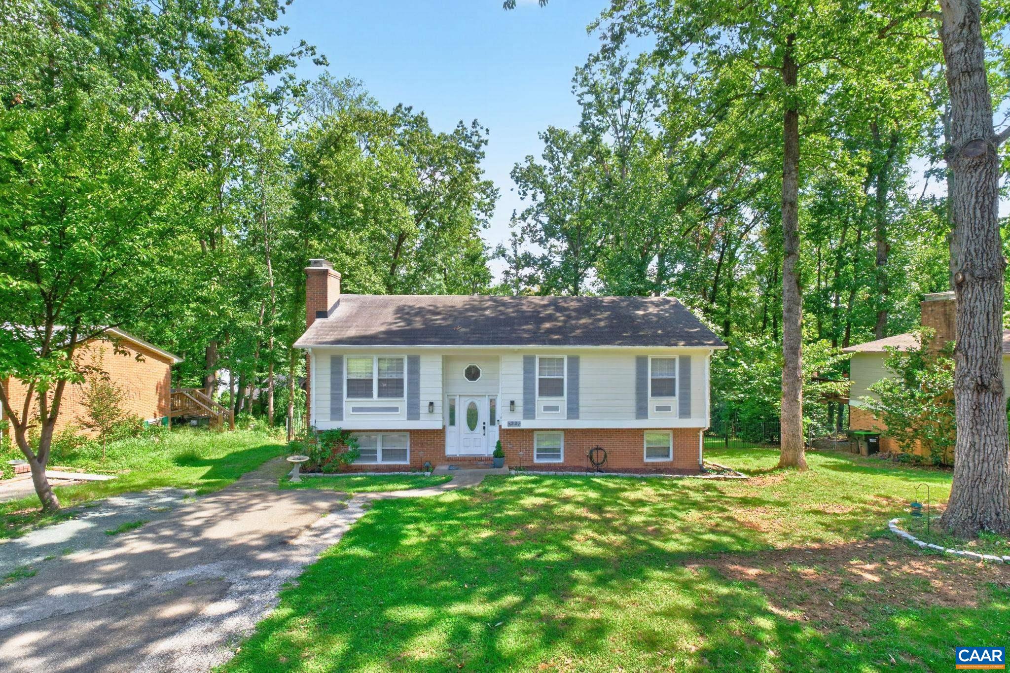 1321 OAK TREE LN, CHARLOTTESVILLE, Virginia 22901, 3 Bedrooms Bedrooms, ,3 BathroomsBathrooms,Residential,1321 OAK TREE LN,682072 MLS # 682072 1321 OAK TREE LN, CHARLOTTESVILLE, Virginia 22901, 3 Bedrooms Bedrooms, ,3 BathroomsBathrooms,Residential,1321 OAK TREE LN,682072 MLS # 682072