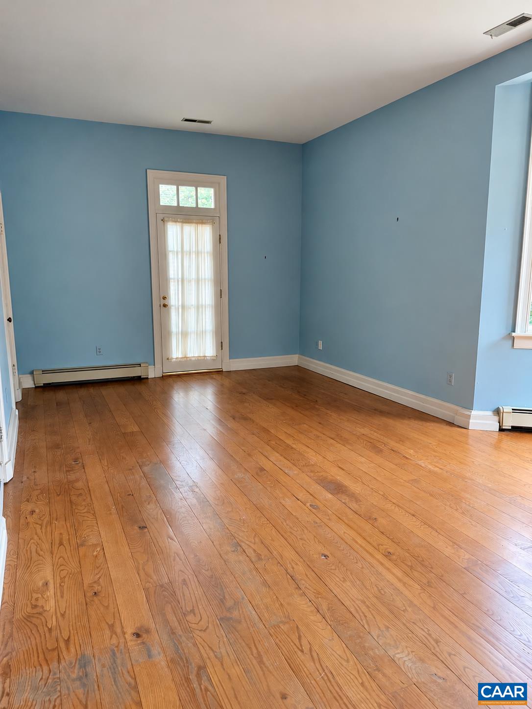 321 DOVER RD, CHARLOTTESVILLE, Virginia 22901, 3 Bedrooms Bedrooms, ,3 BathroomsBathrooms,Residential,321 DOVER RD,682074 MLS # 682074 321 DOVER RD, CHARLOTTESVILLE, Virginia 22901, 3 Bedrooms Bedrooms, ,3 BathroomsBathrooms,Residential,321 DOVER RD,682074 MLS # 682074