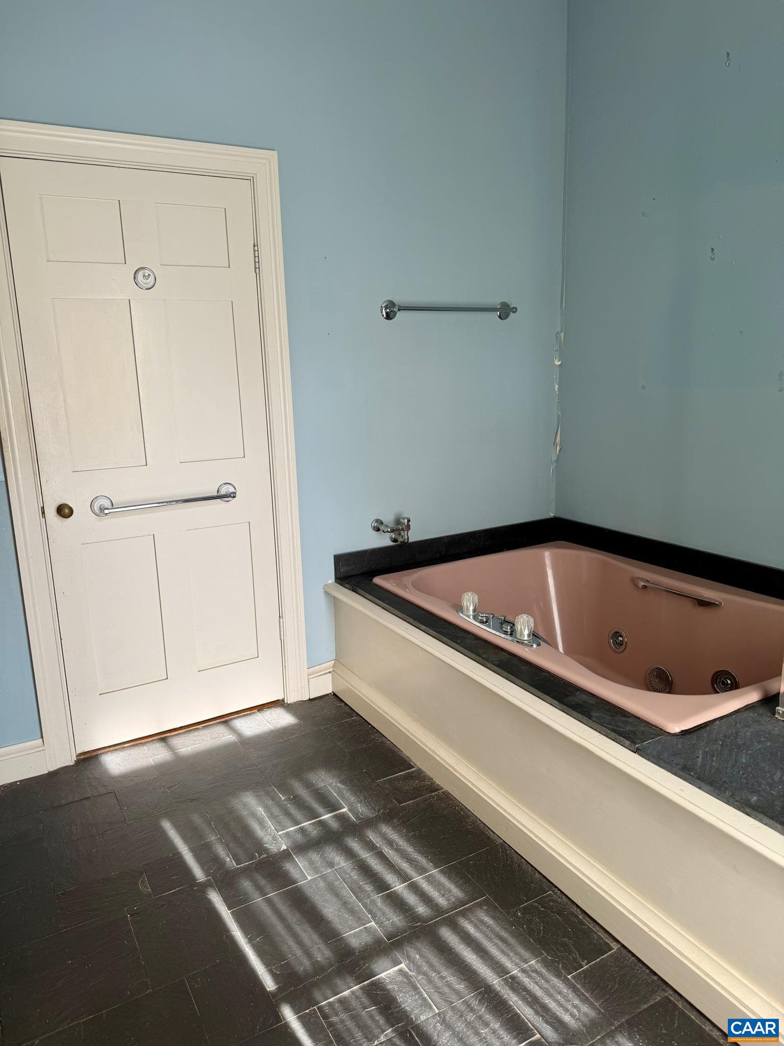 321 DOVER RD, CHARLOTTESVILLE, Virginia 22901, 3 Bedrooms Bedrooms, ,3 BathroomsBathrooms,Residential,321 DOVER RD,682074 MLS # 682074 321 DOVER RD, CHARLOTTESVILLE, Virginia 22901, 3 Bedrooms Bedrooms, ,3 BathroomsBathrooms,Residential,321 DOVER RD,682074 MLS # 682074