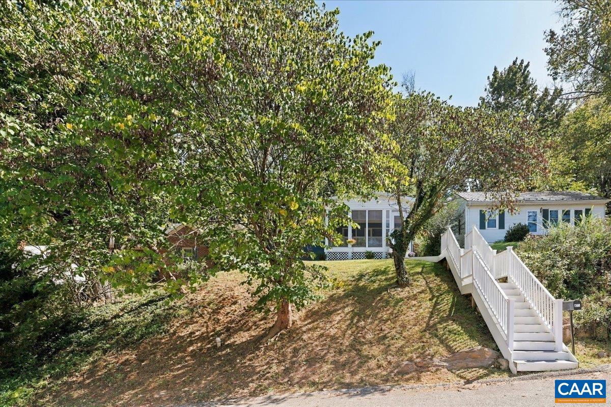 425 ALBEMARLE AVE, STAUNTON, Virginia 24401, 3 Bedrooms Bedrooms, ,2 BathroomsBathrooms,Residential,Hilltop Haven,425 ALBEMARLE AVE,682076 MLS # 682076 425 ALBEMARLE AVE, STAUNTON, Virginia 24401, 3 Bedrooms Bedrooms, ,2 BathroomsBathrooms,Residential,Hilltop Haven,425 ALBEMARLE AVE,682076 MLS # 682076