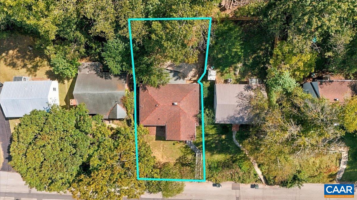 425 ALBEMARLE AVE, STAUNTON, Virginia 24401, 3 Bedrooms Bedrooms, ,2 BathroomsBathrooms,Residential,Hilltop Haven,425 ALBEMARLE AVE,682076 MLS # 682076 425 ALBEMARLE AVE, STAUNTON, Virginia 24401, 3 Bedrooms Bedrooms, ,2 BathroomsBathrooms,Residential,Hilltop Haven,425 ALBEMARLE AVE,682076 MLS # 682076