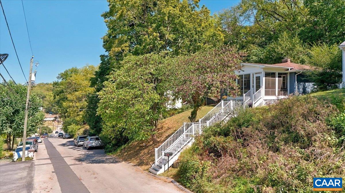 425 ALBEMARLE AVE, STAUNTON, Virginia 24401, 3 Bedrooms Bedrooms, ,2 BathroomsBathrooms,Residential,Hilltop Haven,425 ALBEMARLE AVE,682076 MLS # 682076 425 ALBEMARLE AVE, STAUNTON, Virginia 24401, 3 Bedrooms Bedrooms, ,2 BathroomsBathrooms,Residential,Hilltop Haven,425 ALBEMARLE AVE,682076 MLS # 682076