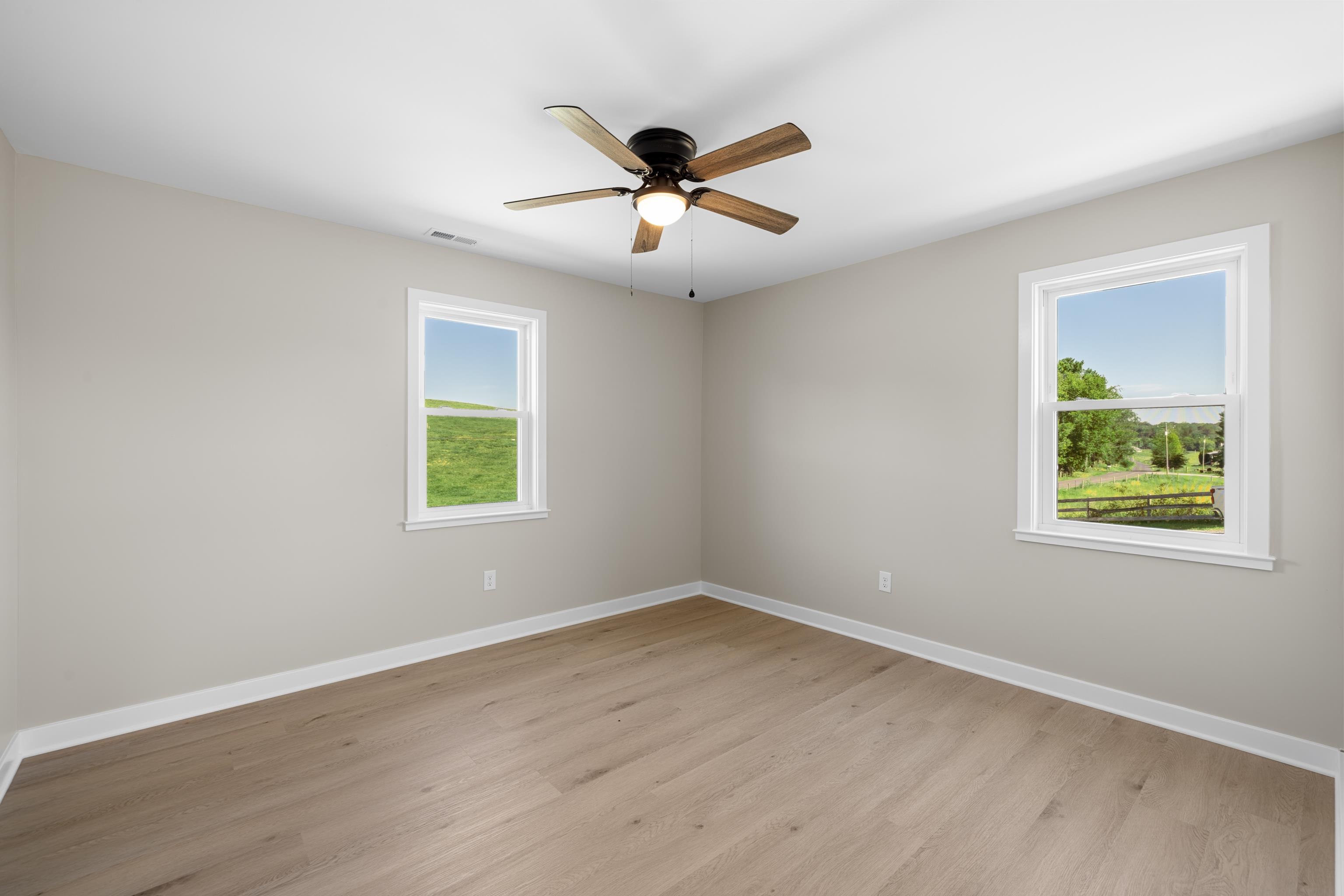5484 INDIAN TRAIL RD, HARRISONBURG, Virginia 22801, 4 Bedrooms Bedrooms, ,2 BathroomsBathrooms,Residential,5484 INDIAN TRAIL RD,682077 MLS # 682077