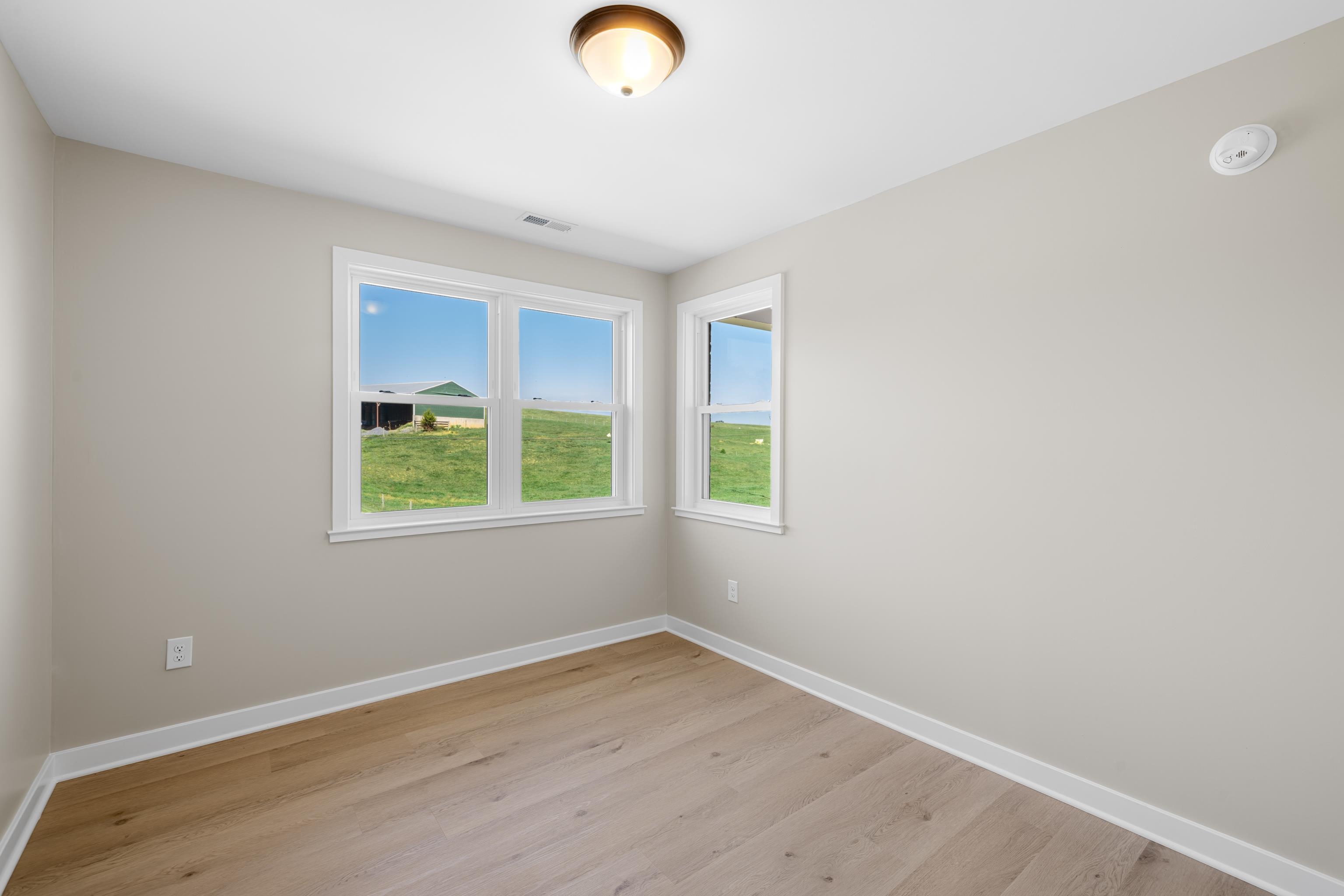 5484 INDIAN TRAIL RD, HARRISONBURG, Virginia 22801, 4 Bedrooms Bedrooms, ,2 BathroomsBathrooms,Residential,5484 INDIAN TRAIL RD,682077 MLS # 682077
