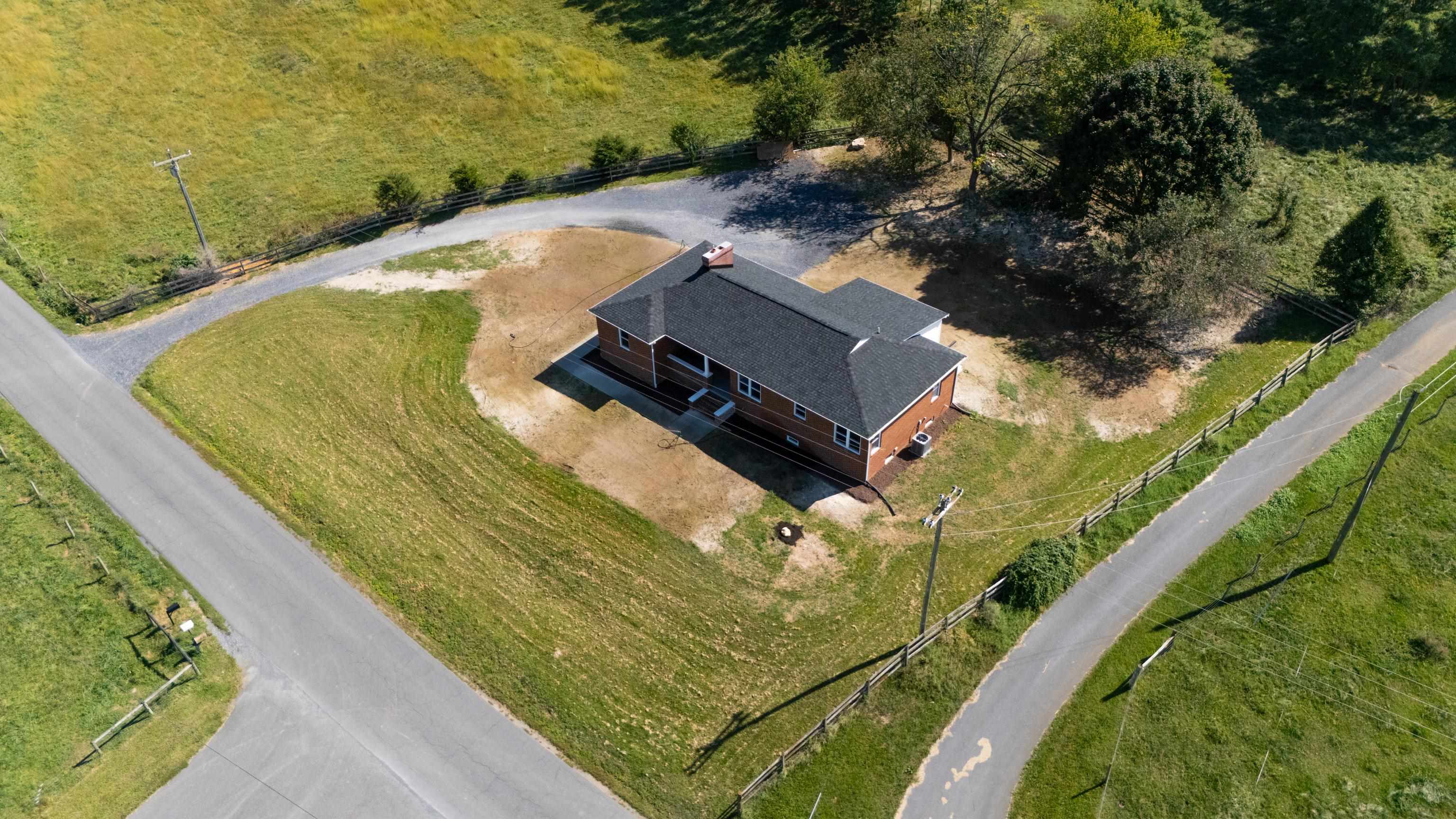 5484 INDIAN TRAIL RD, HARRISONBURG, Virginia 22801, 4 Bedrooms Bedrooms, ,2 BathroomsBathrooms,Residential,5484 INDIAN TRAIL RD,682077 MLS # 682077