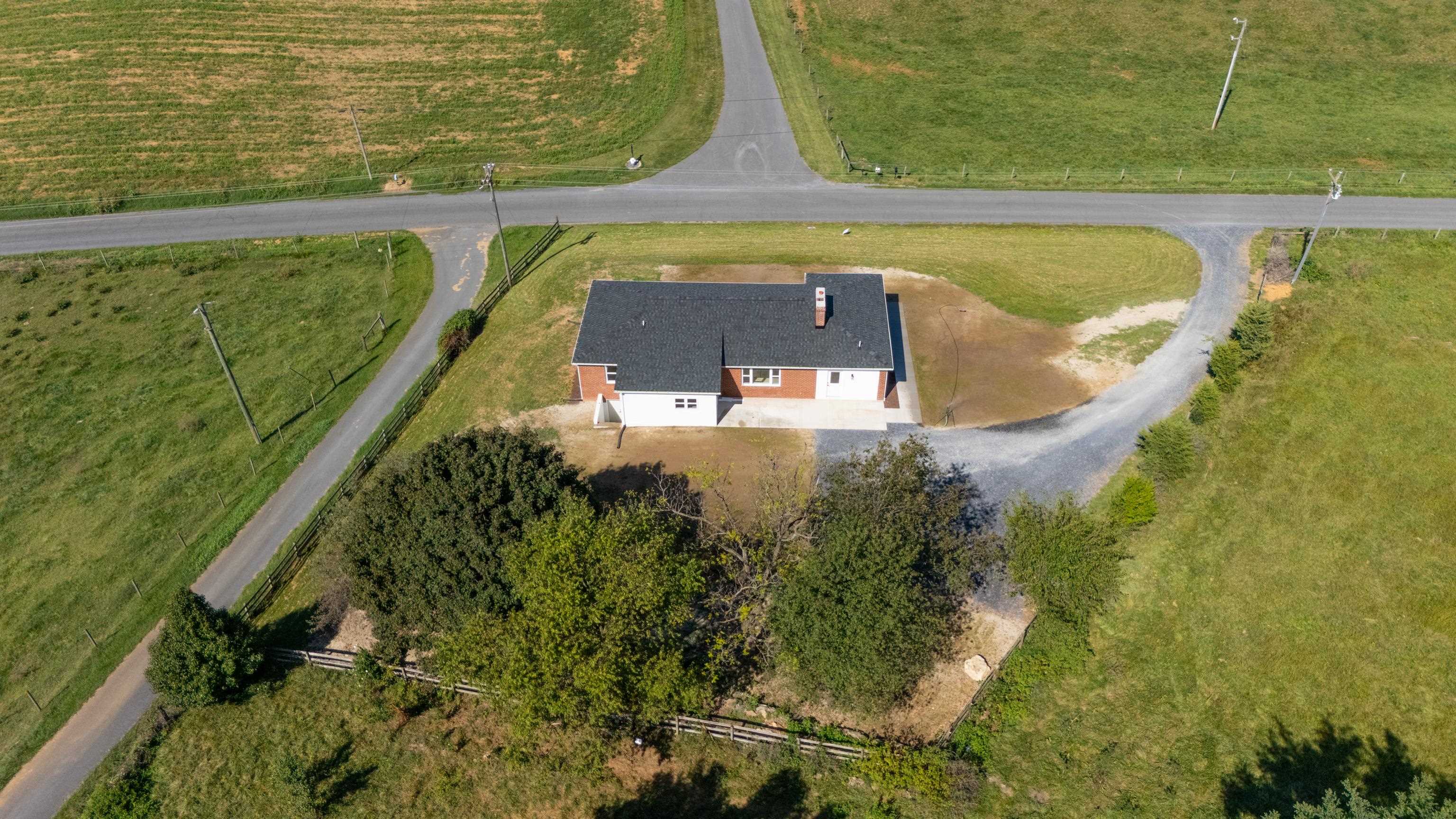 5484 INDIAN TRAIL RD, HARRISONBURG, Virginia 22801, 4 Bedrooms Bedrooms, ,2 BathroomsBathrooms,Residential,5484 INDIAN TRAIL RD,682077 MLS # 682077
