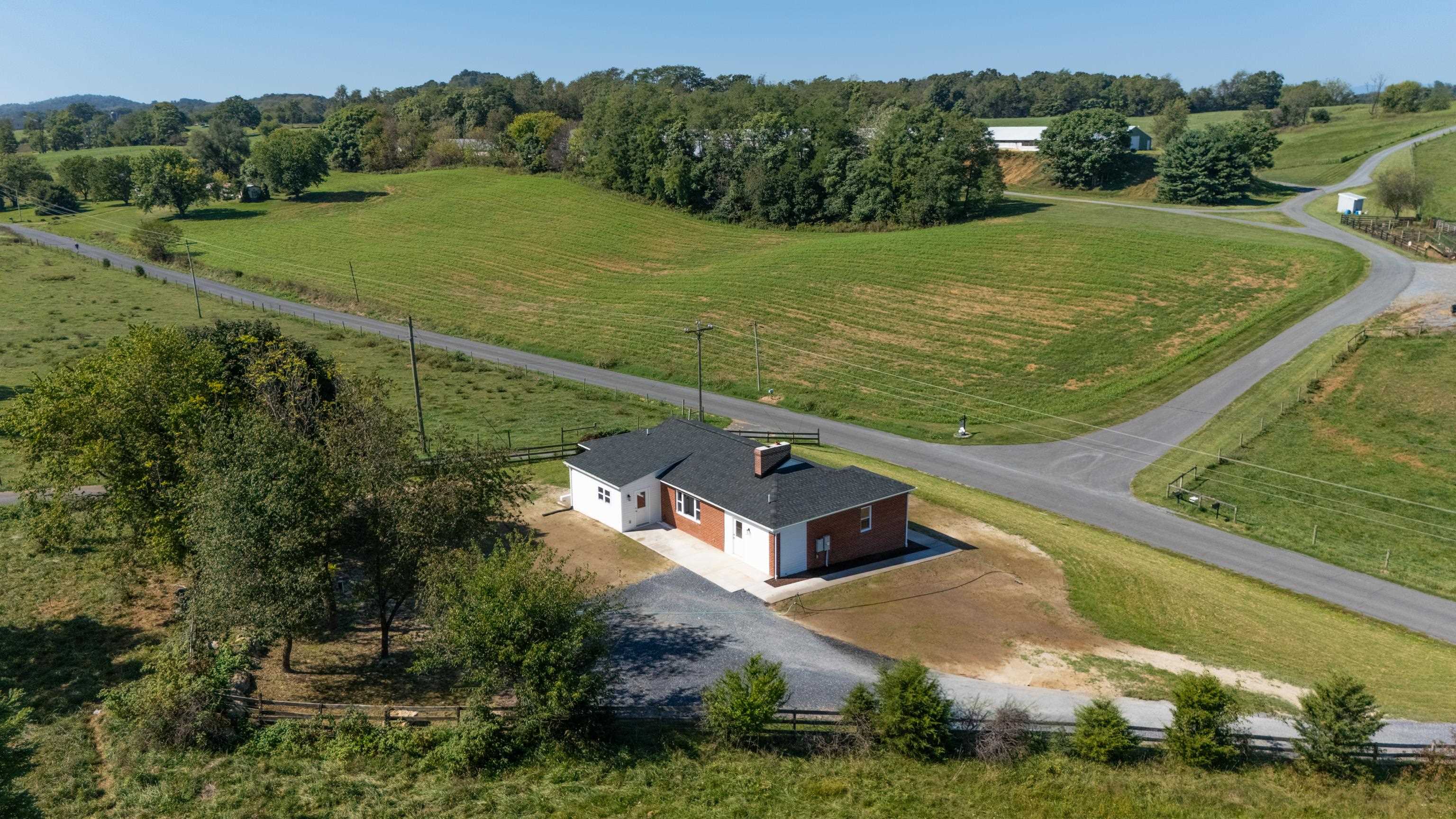 5484 INDIAN TRAIL RD, HARRISONBURG, Virginia 22801, 4 Bedrooms Bedrooms, ,2 BathroomsBathrooms,Residential,5484 INDIAN TRAIL RD,682077 MLS # 682077