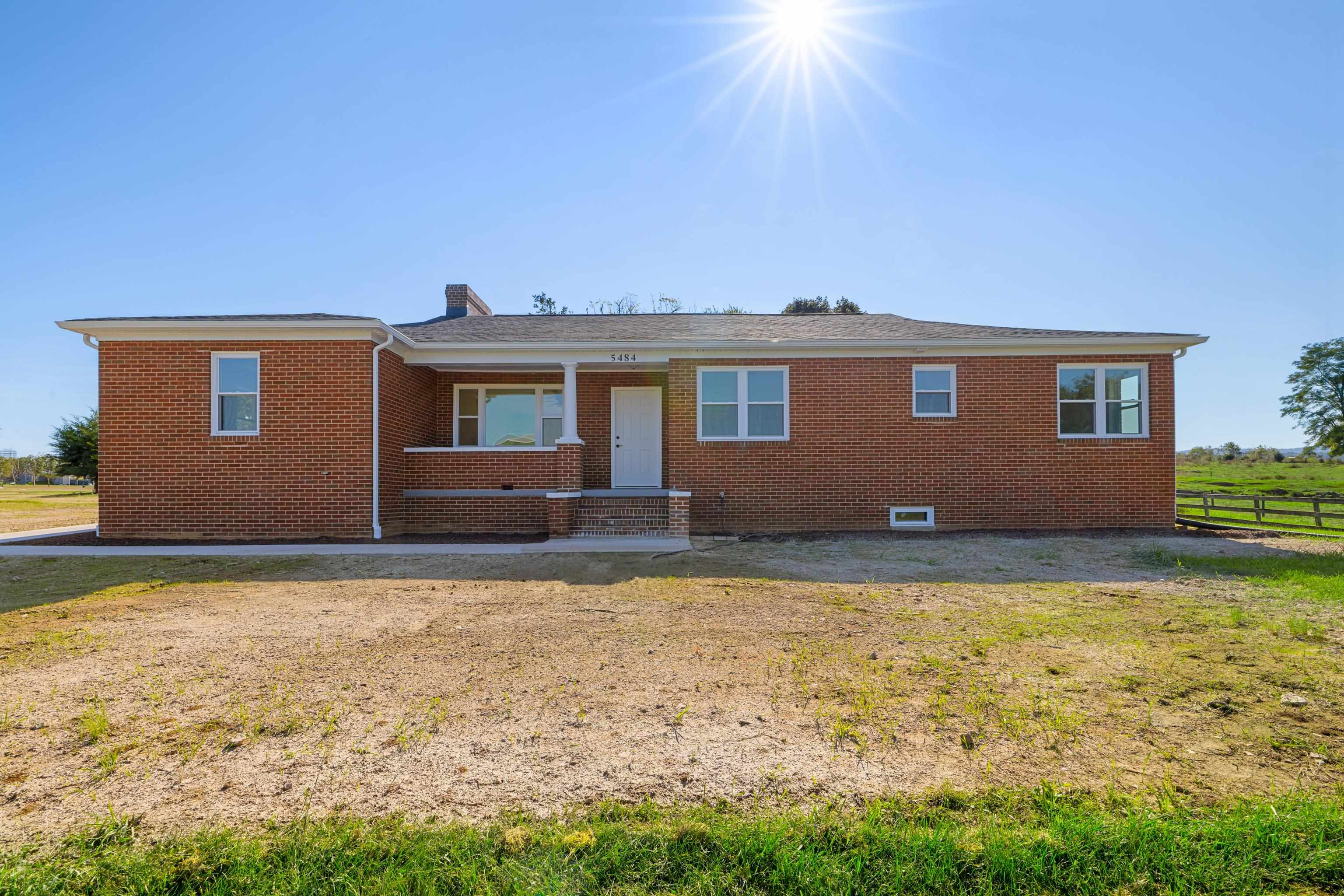 5484 INDIAN TRAIL RD, HARRISONBURG, Virginia 22801, 4 Bedrooms Bedrooms, ,2 BathroomsBathrooms,Residential,5484 INDIAN TRAIL RD,682077 MLS # 682077