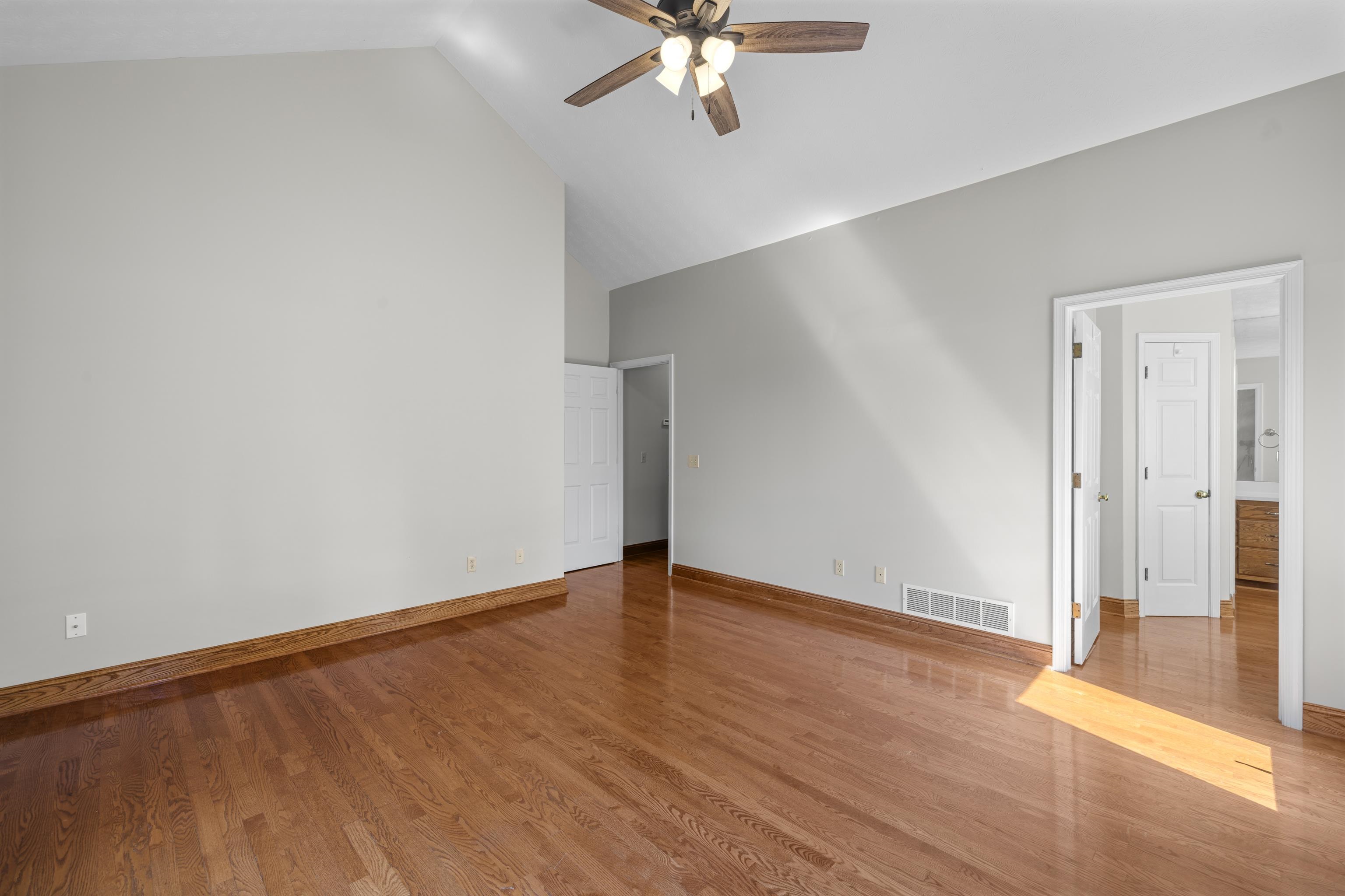 3365 WHITE OAK DR, ROCKINGHAM, Virginia 22801, 4 Bedrooms Bedrooms, ,3 BathroomsBathrooms,Residential,3365 WHITE OAK DR,682079 MLS # 682079 3365 WHITE OAK DR, ROCKINGHAM, Virginia 22801, 4 Bedrooms Bedrooms, ,3 BathroomsBathrooms,Residential,3365 WHITE OAK DR,682079 MLS # 682079