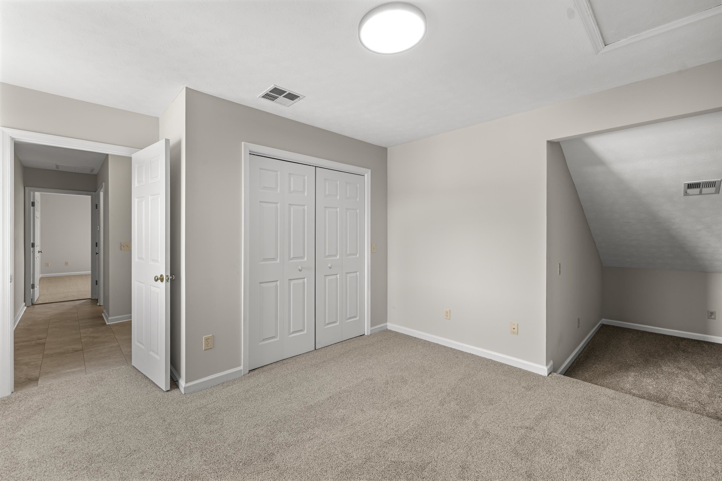 3365 WHITE OAK DR, ROCKINGHAM, Virginia 22801, 4 Bedrooms Bedrooms, ,3 BathroomsBathrooms,Residential,3365 WHITE OAK DR,682079 MLS # 682079 3365 WHITE OAK DR, ROCKINGHAM, Virginia 22801, 4 Bedrooms Bedrooms, ,3 BathroomsBathrooms,Residential,3365 WHITE OAK DR,682079 MLS # 682079