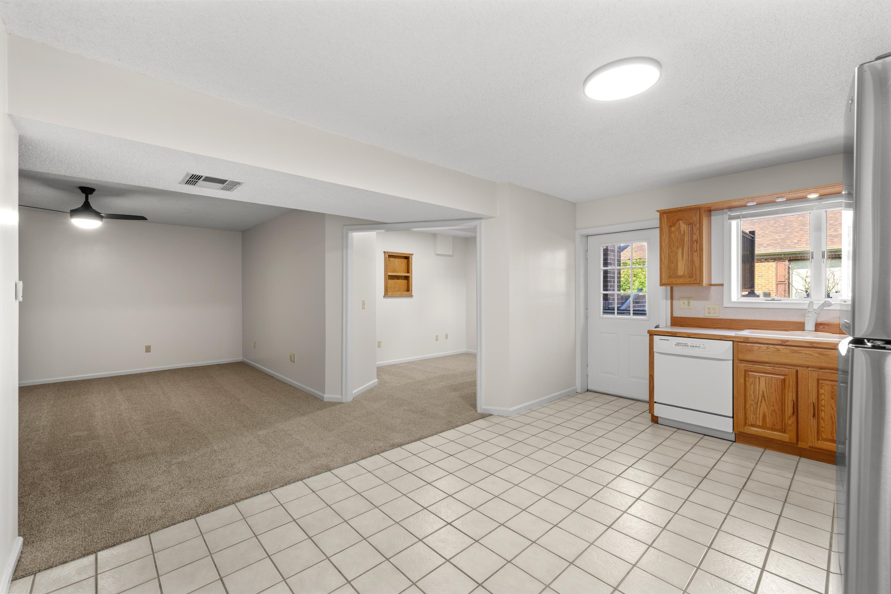 3365 WHITE OAK DR, ROCKINGHAM, Virginia 22801, 4 Bedrooms Bedrooms, ,3 BathroomsBathrooms,Residential,3365 WHITE OAK DR,682079 MLS # 682079 3365 WHITE OAK DR, ROCKINGHAM, Virginia 22801, 4 Bedrooms Bedrooms, ,3 BathroomsBathrooms,Residential,3365 WHITE OAK DR,682079 MLS # 682079