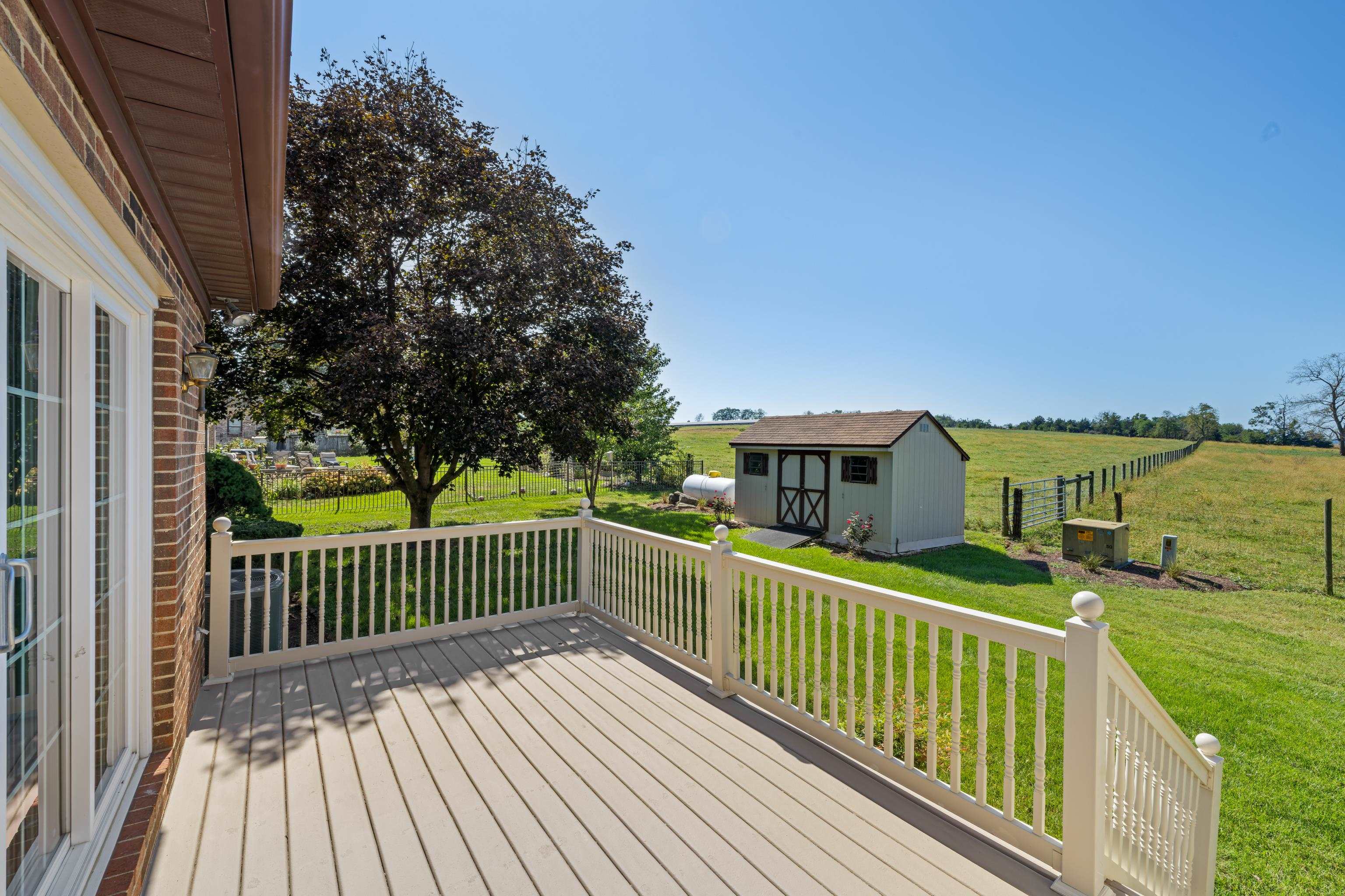 3365 WHITE OAK DR, ROCKINGHAM, Virginia 22801, 4 Bedrooms Bedrooms, ,3 BathroomsBathrooms,Residential,3365 WHITE OAK DR,682079 MLS # 682079 3365 WHITE OAK DR, ROCKINGHAM, Virginia 22801, 4 Bedrooms Bedrooms, ,3 BathroomsBathrooms,Residential,3365 WHITE OAK DR,682079 MLS # 682079