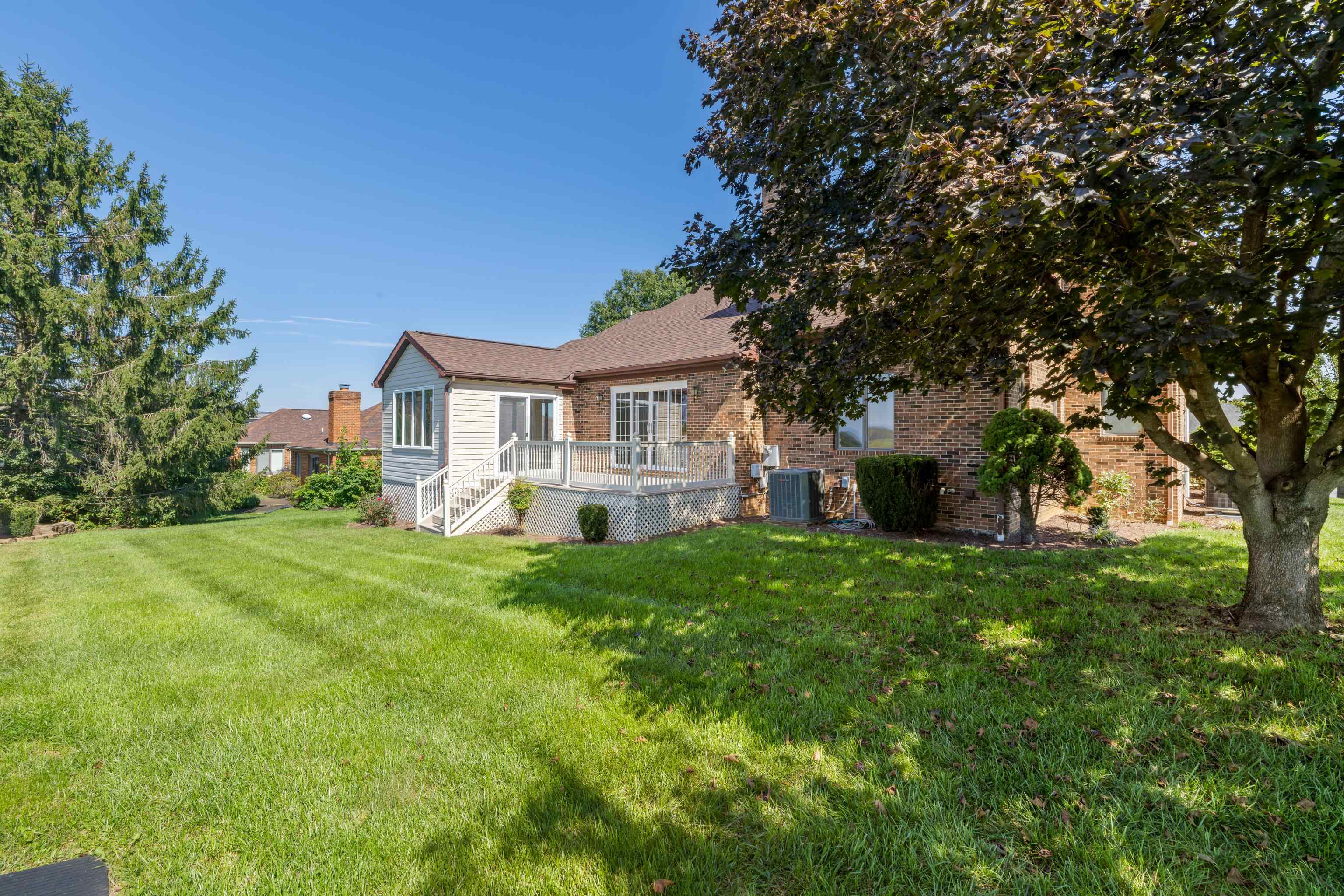 3365 WHITE OAK DR, ROCKINGHAM, Virginia 22801, 4 Bedrooms Bedrooms, ,3 BathroomsBathrooms,Residential,3365 WHITE OAK DR,682079 MLS # 682079 3365 WHITE OAK DR, ROCKINGHAM, Virginia 22801, 4 Bedrooms Bedrooms, ,3 BathroomsBathrooms,Residential,3365 WHITE OAK DR,682079 MLS # 682079