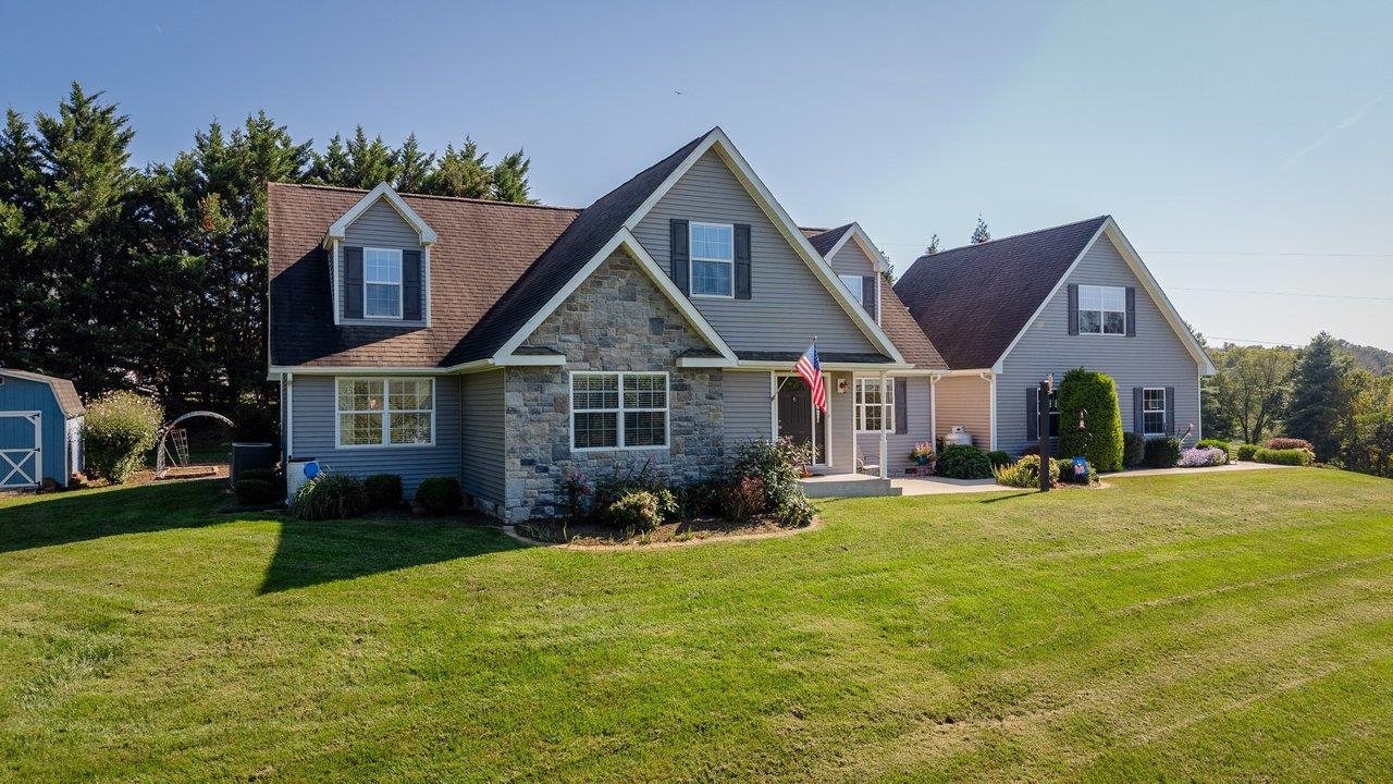 3534 RIDGE RD, TIMBERVILLE, Virginia 22853, 4 Bedrooms Bedrooms, ,3 BathroomsBathrooms,Residential,3534 RIDGE RD,682080 MLS # 682080 3534 RIDGE RD, TIMBERVILLE, Virginia 22853, 4 Bedrooms Bedrooms, ,3 BathroomsBathrooms,Residential,3534 RIDGE RD,682080 MLS # 682080