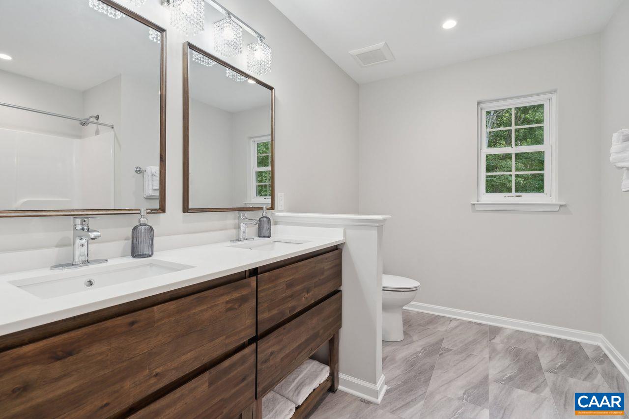 6414 JEFFERSON MILL RD, SCOTTSVILLE, Virginia 24590, 5 Bedrooms Bedrooms, ,3 BathroomsBathrooms,Residential,6414 JEFFERSON MILL RD,682081 MLS # 682081 6414 JEFFERSON MILL RD, SCOTTSVILLE, Virginia 24590, 5 Bedrooms Bedrooms, ,3 BathroomsBathrooms,Residential,6414 JEFFERSON MILL RD,682081 MLS # 682081