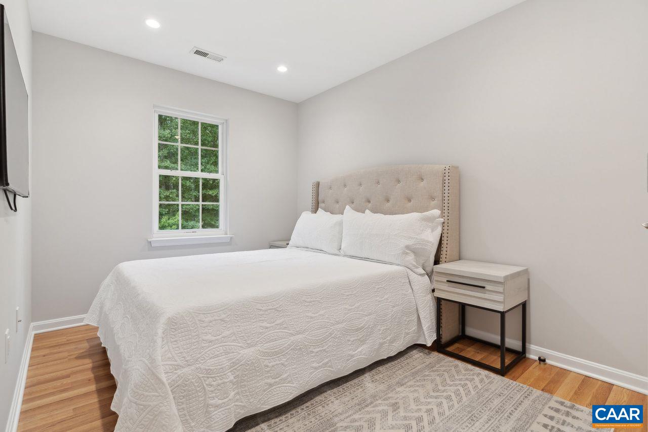 6414 JEFFERSON MILL RD, SCOTTSVILLE, Virginia 24590, 5 Bedrooms Bedrooms, ,3 BathroomsBathrooms,Residential,6414 JEFFERSON MILL RD,682081 MLS # 682081 6414 JEFFERSON MILL RD, SCOTTSVILLE, Virginia 24590, 5 Bedrooms Bedrooms, ,3 BathroomsBathrooms,Residential,6414 JEFFERSON MILL RD,682081 MLS # 682081