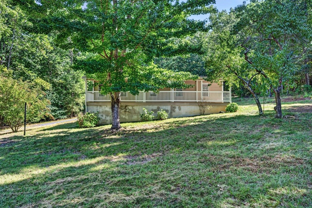 391 JOLLETT LN, ELKTON, Virginia 22827, 3 Bedrooms Bedrooms, ,2 BathroomsBathrooms,Residential,391 JOLLETT LN,682082 MLS # 682082 391 JOLLETT LN, ELKTON, Virginia 22827, 3 Bedrooms Bedrooms, ,2 BathroomsBathrooms,Residential,391 JOLLETT LN,682082 MLS # 682082