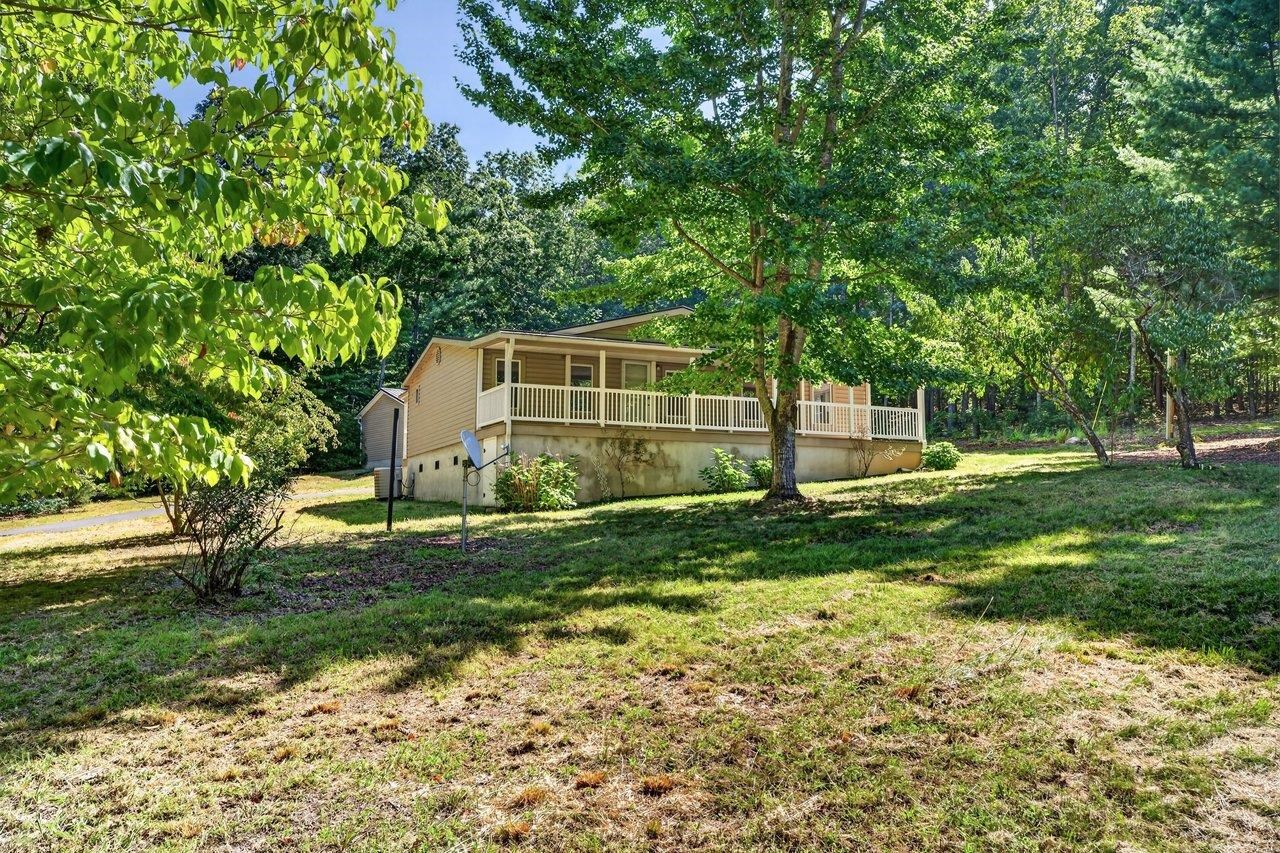 391 JOLLETT LN, ELKTON, Virginia 22827, 3 Bedrooms Bedrooms, ,2 BathroomsBathrooms,Residential,391 JOLLETT LN,682082 MLS # 682082 391 JOLLETT LN, ELKTON, Virginia 22827, 3 Bedrooms Bedrooms, ,2 BathroomsBathrooms,Residential,391 JOLLETT LN,682082 MLS # 682082