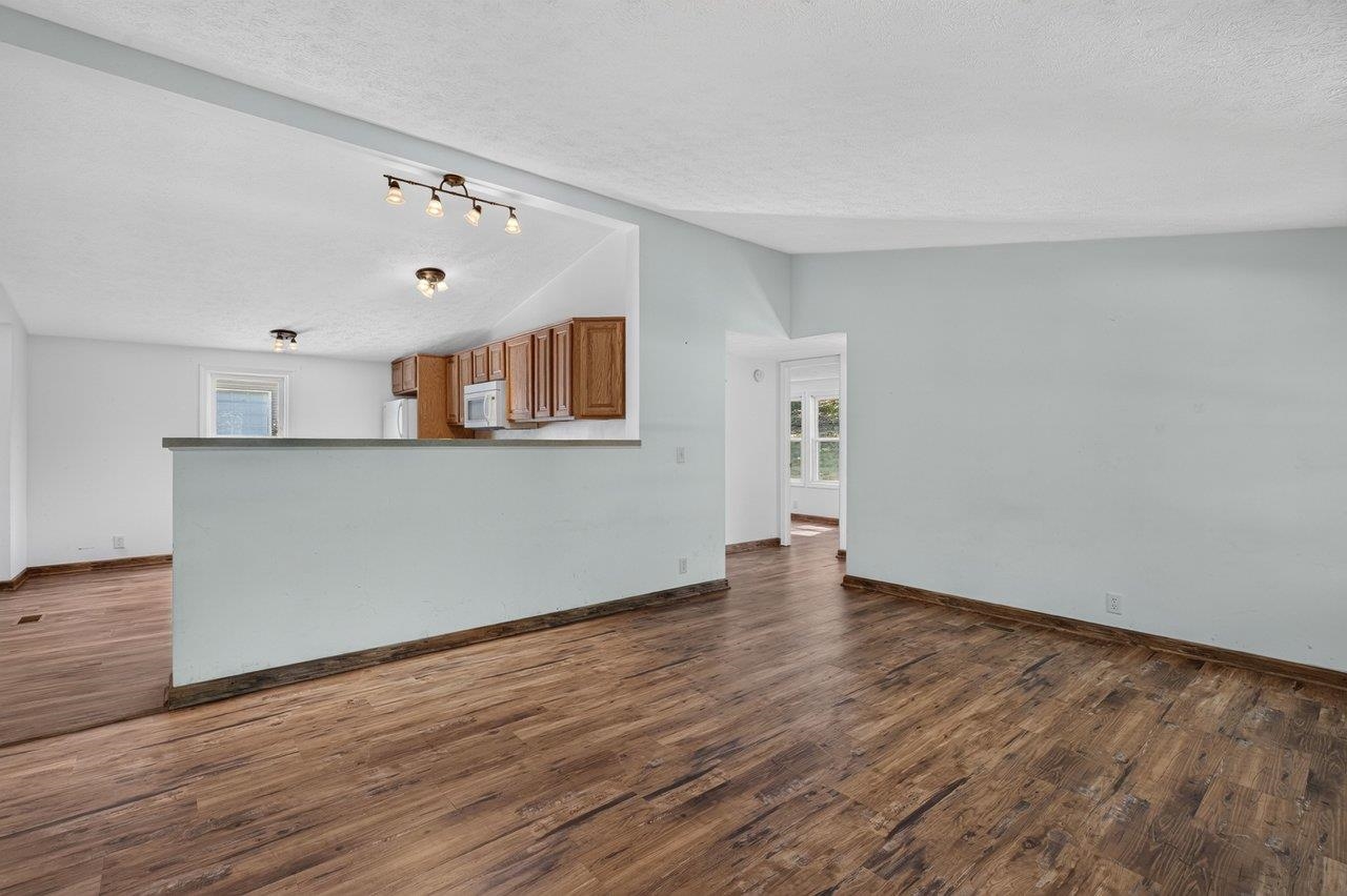 391 JOLLETT LN, ELKTON, Virginia 22827, 3 Bedrooms Bedrooms, ,2 BathroomsBathrooms,Residential,391 JOLLETT LN,682082 MLS # 682082 391 JOLLETT LN, ELKTON, Virginia 22827, 3 Bedrooms Bedrooms, ,2 BathroomsBathrooms,Residential,391 JOLLETT LN,682082 MLS # 682082