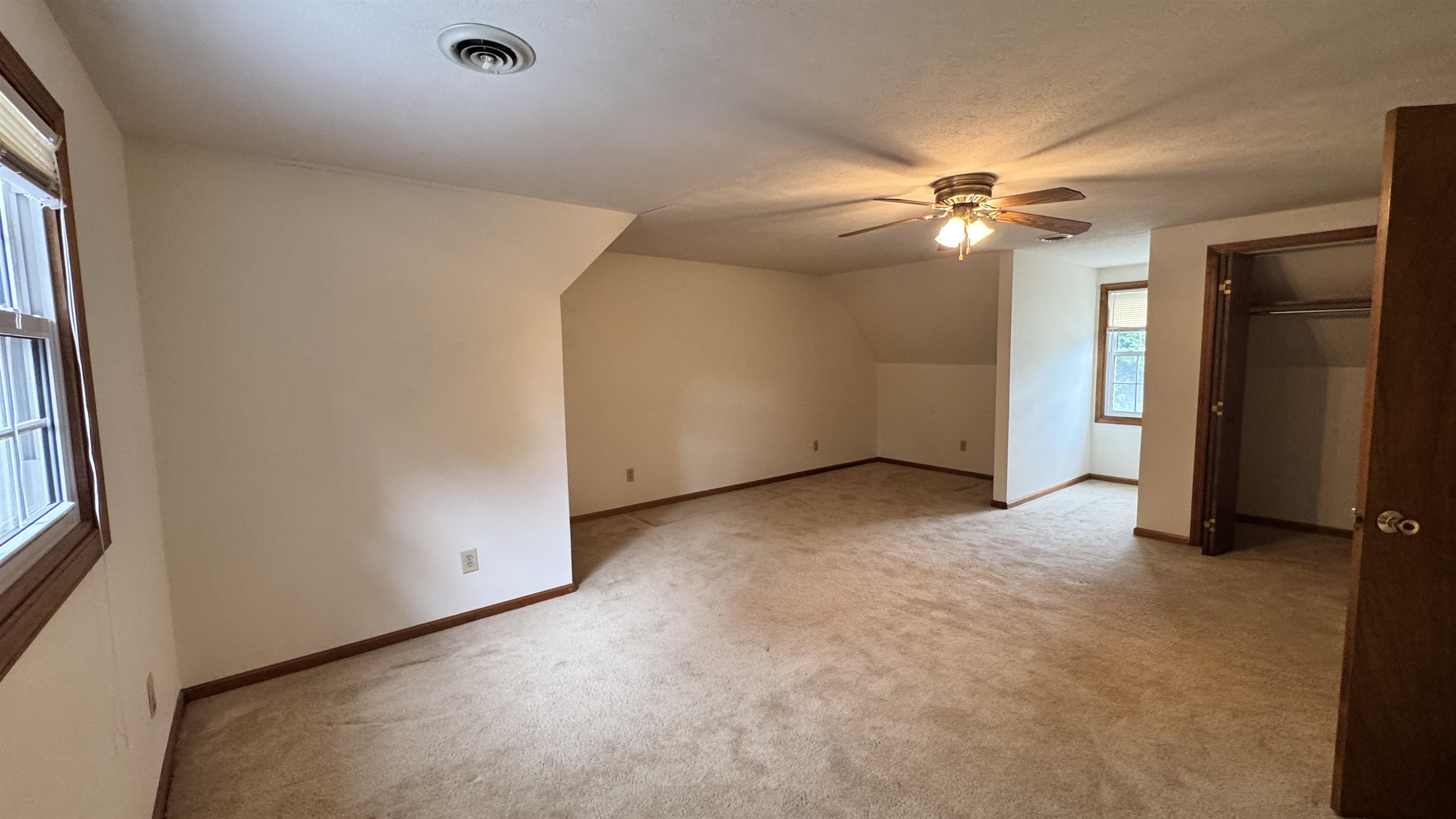 87 FALLING ROCK DR, STUARTS DRAFT, Virginia 24477, 3 Bedrooms Bedrooms, ,3 BathroomsBathrooms,Residential,87 FALLING ROCK DR,682083 MLS # 682083