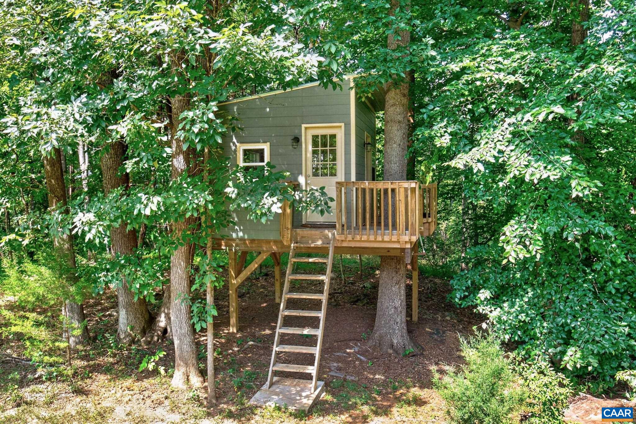 835 RETRIEVER RUN, CHARLOTTESVILLE, Virginia 22903, 5 Bedrooms Bedrooms, ,5 BathroomsBathrooms,Residential,835 RETRIEVER RUN,681910 MLS # 681910 835 RETRIEVER RUN, CHARLOTTESVILLE, Virginia 22903, 5 Bedrooms Bedrooms, ,5 BathroomsBathrooms,Residential,835 RETRIEVER RUN,681910 MLS # 681910