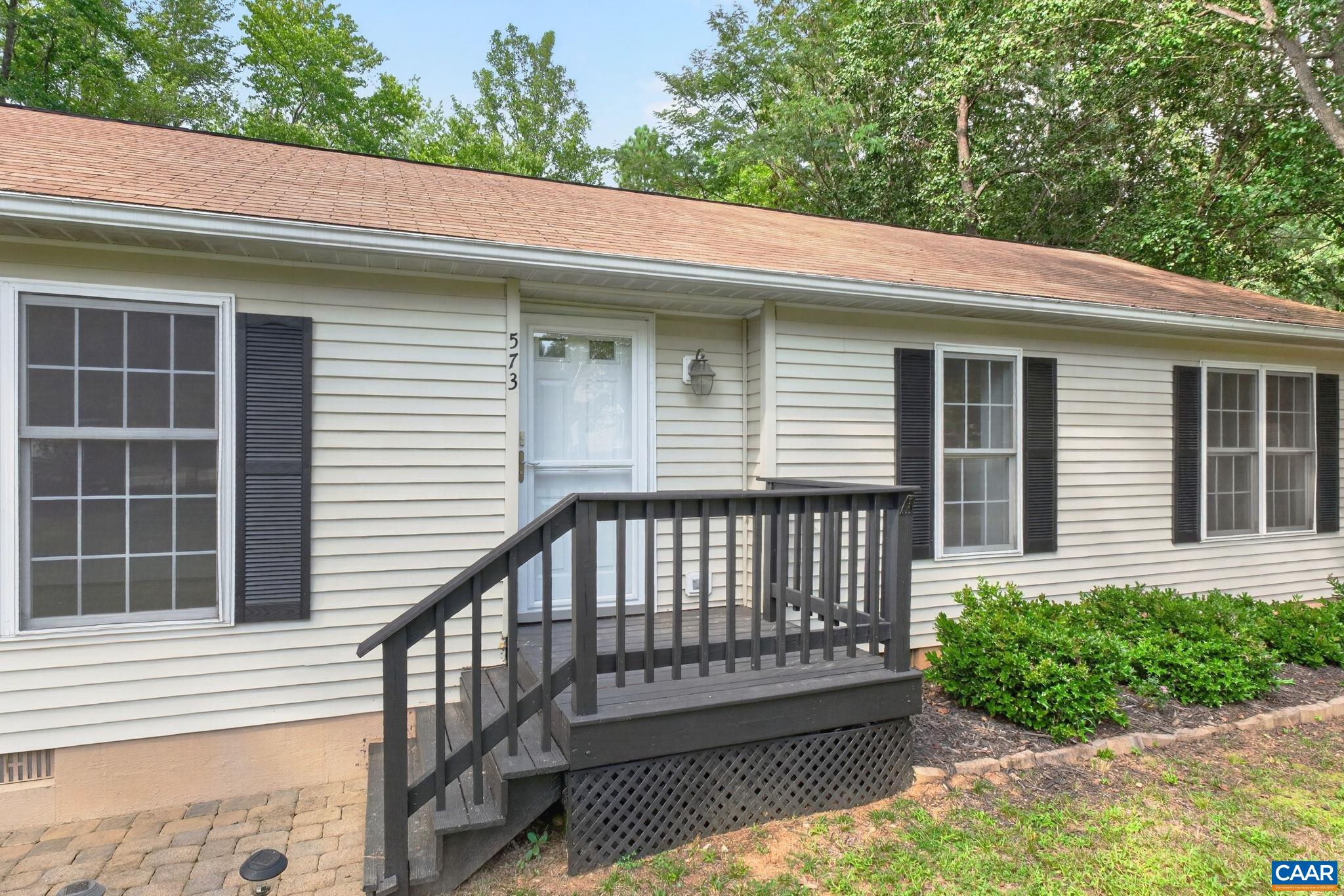 573 JEFFERSON DR, PALMYRA, Virginia 22963, 3 Bedrooms Bedrooms, ,2 BathroomsBathrooms,Residential,573 Jefferson Drive,573 JEFFERSON DR,681932 MLS # 681932 573 JEFFERSON DR, PALMYRA, Virginia 22963, 3 Bedrooms Bedrooms, ,2 BathroomsBathrooms,Residential,573 Jefferson Drive,573 JEFFERSON DR,681932 MLS # 681932