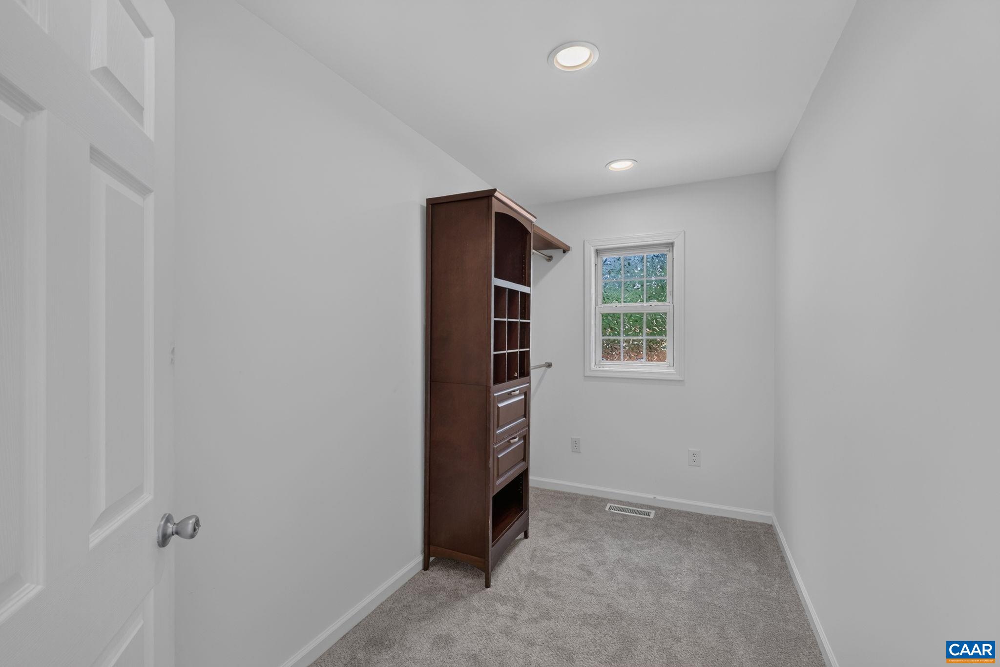 573 JEFFERSON DR, PALMYRA, Virginia 22963, 3 Bedrooms Bedrooms, ,2 BathroomsBathrooms,Residential,573 Jefferson Drive,573 JEFFERSON DR,681932 MLS # 681932 573 JEFFERSON DR, PALMYRA, Virginia 22963, 3 Bedrooms Bedrooms, ,2 BathroomsBathrooms,Residential,573 Jefferson Drive,573 JEFFERSON DR,681932 MLS # 681932